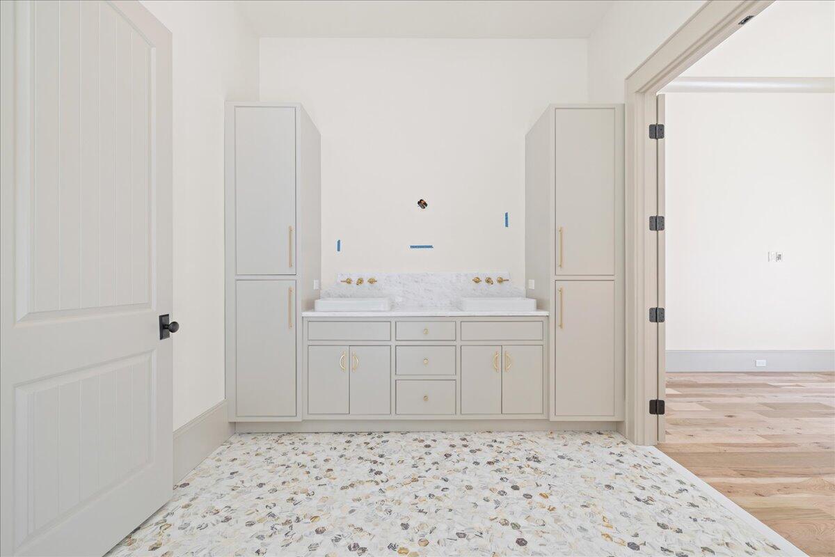 92 Quail Hollow Court