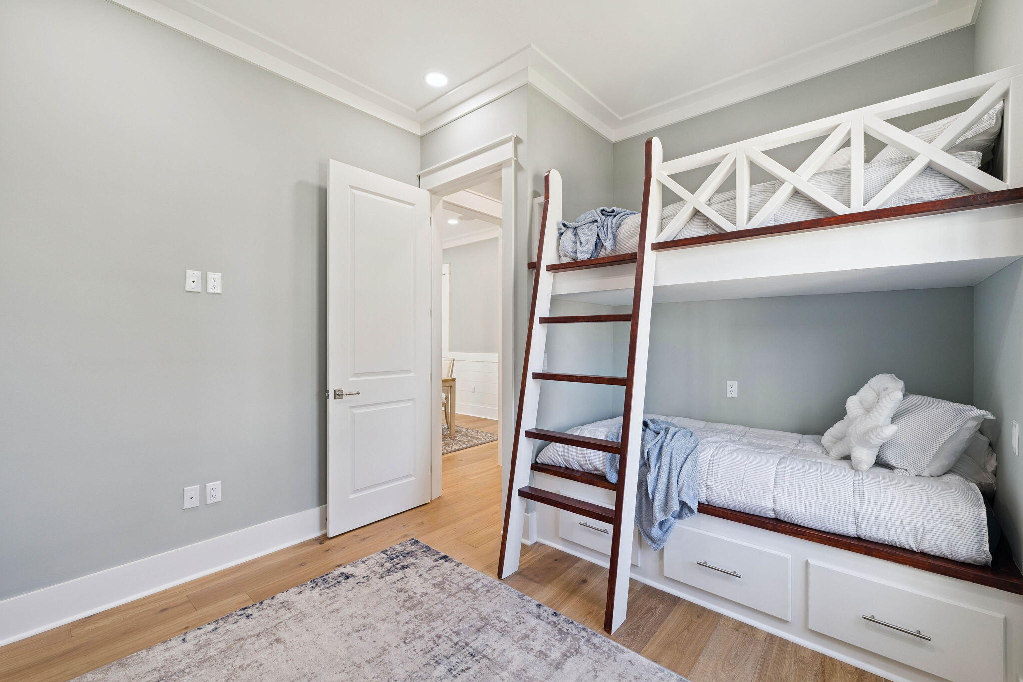 418 Henderson Cottage Way