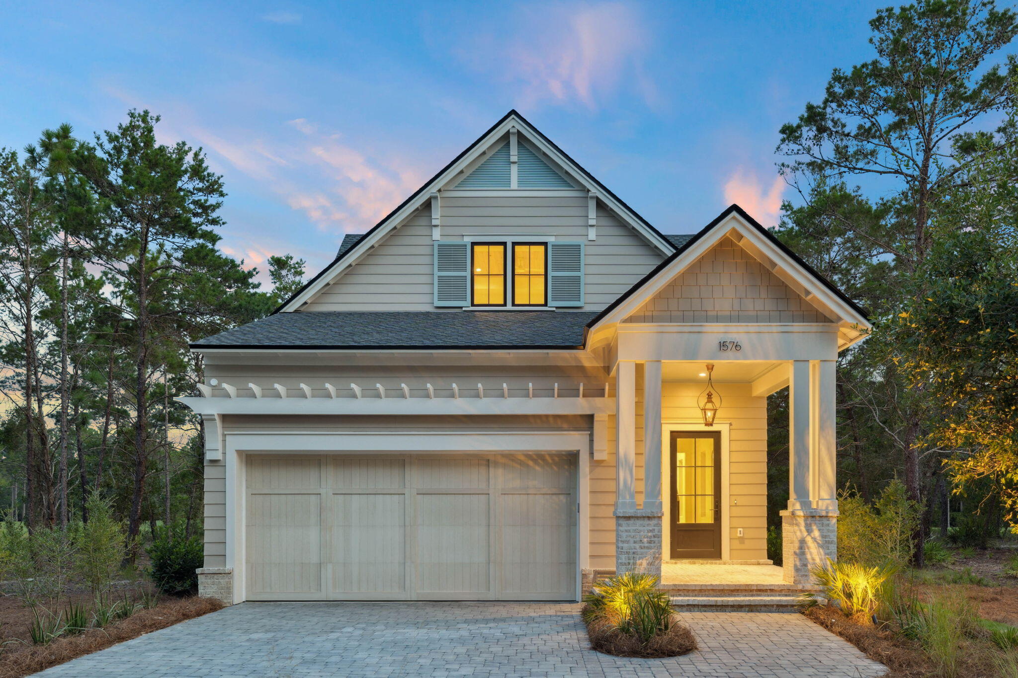 1576 Salamander Trail