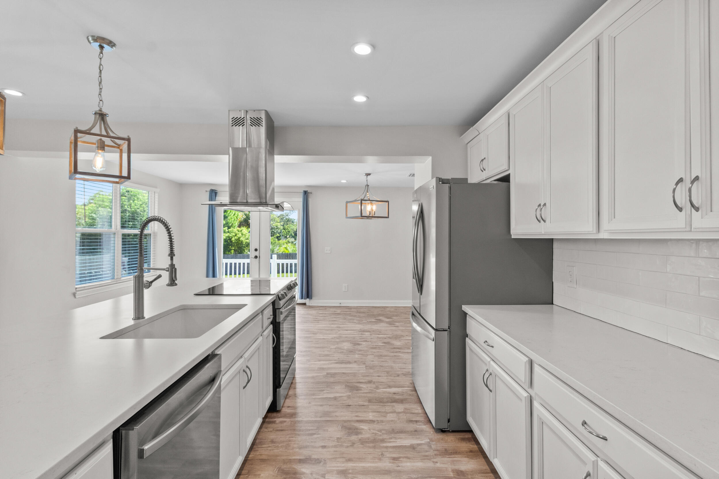 310 N Bonita Avenue