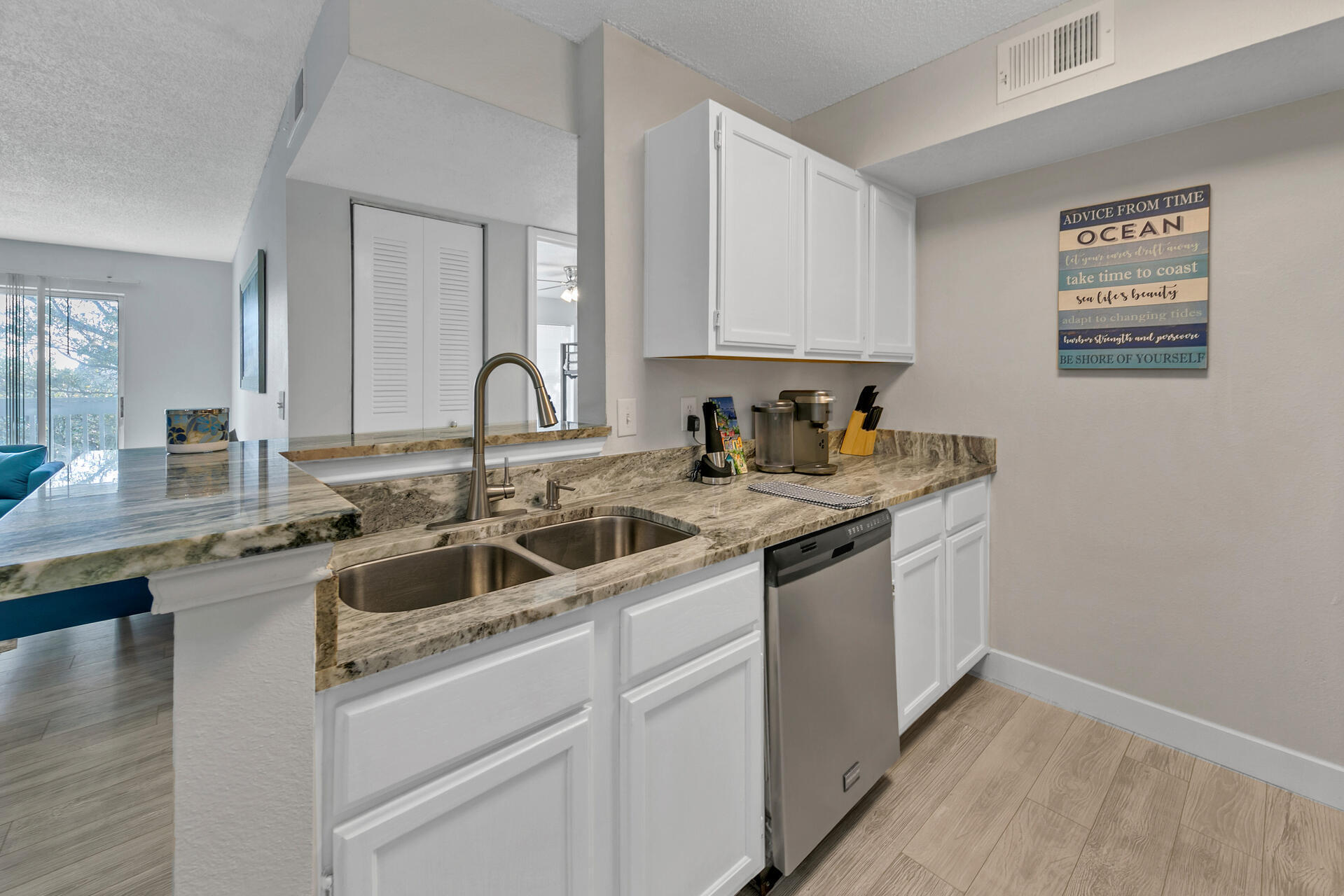 4000 Dancing Cloud Court, 24