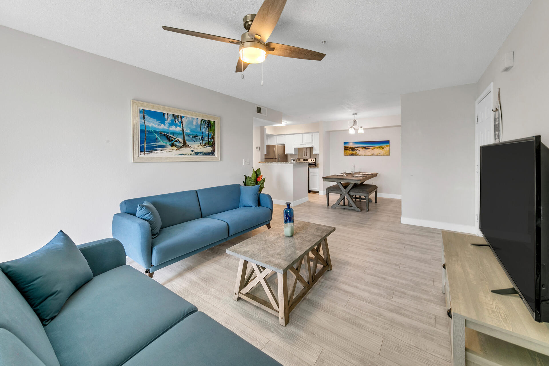 4000 Dancing Cloud Court, 24