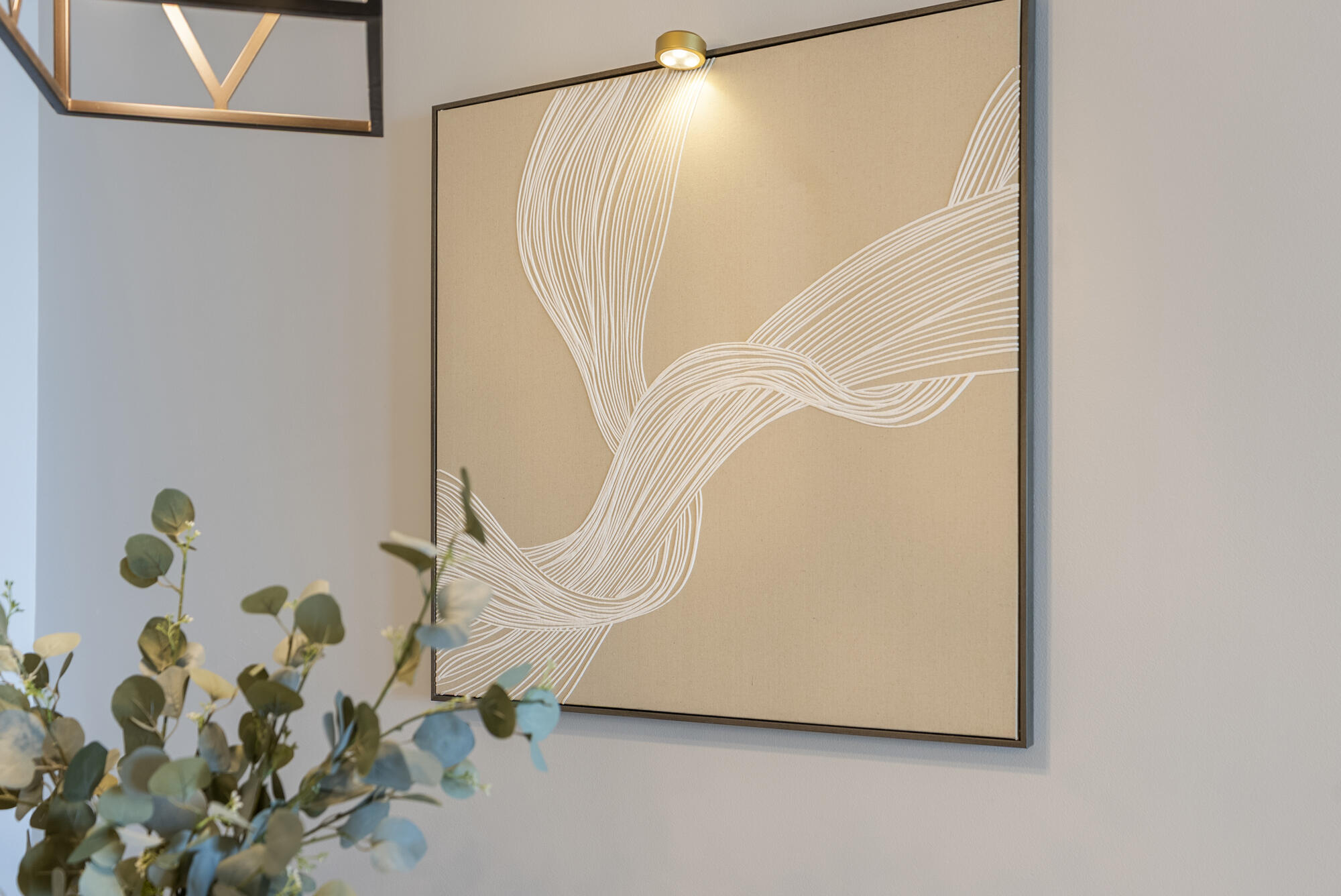 5004 Thomas Drive, UNIT 209