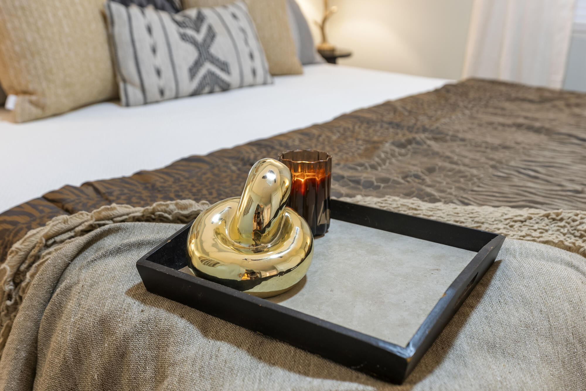 5004 Thomas Drive, UNIT 209