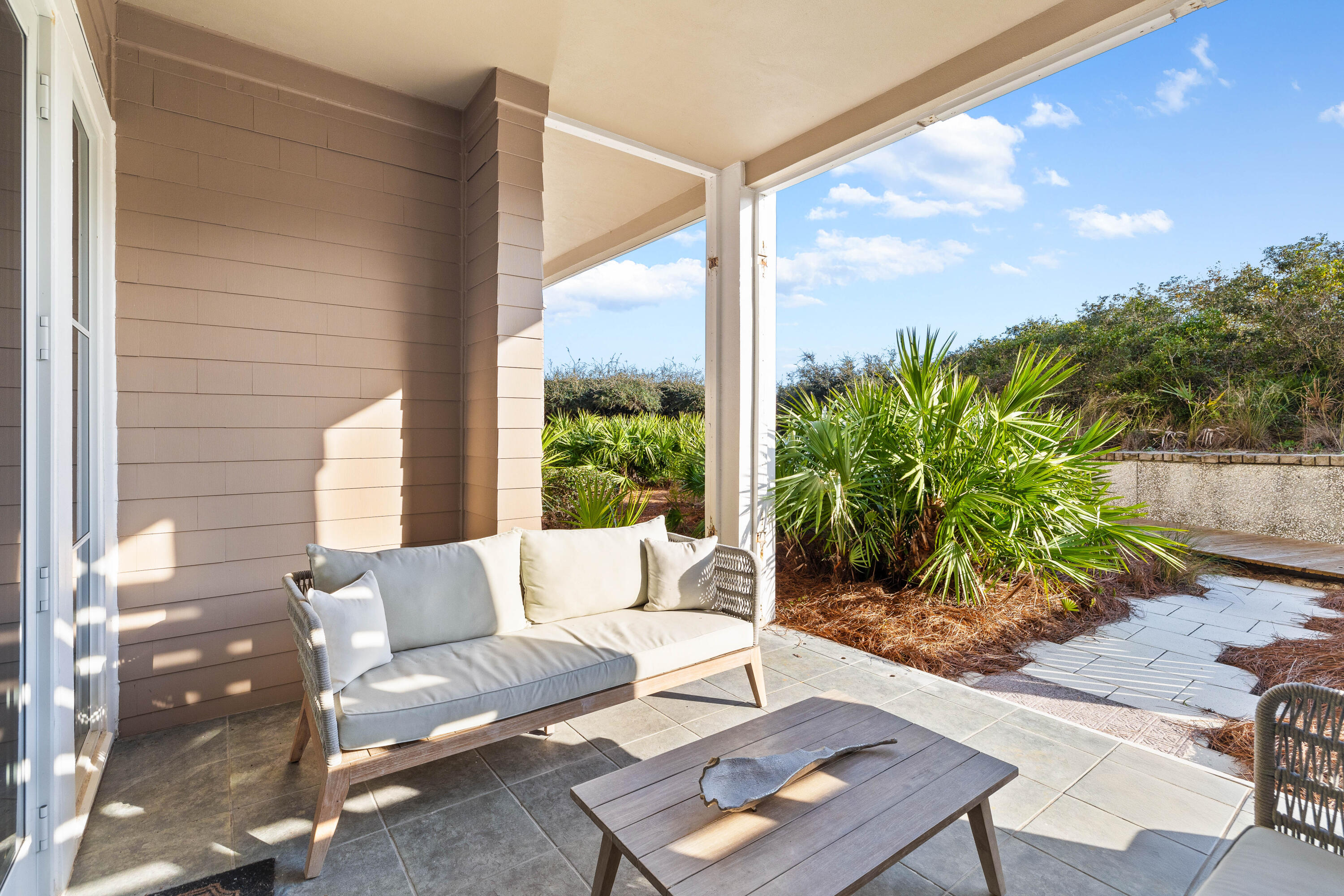 37 Compass Point Way, 108