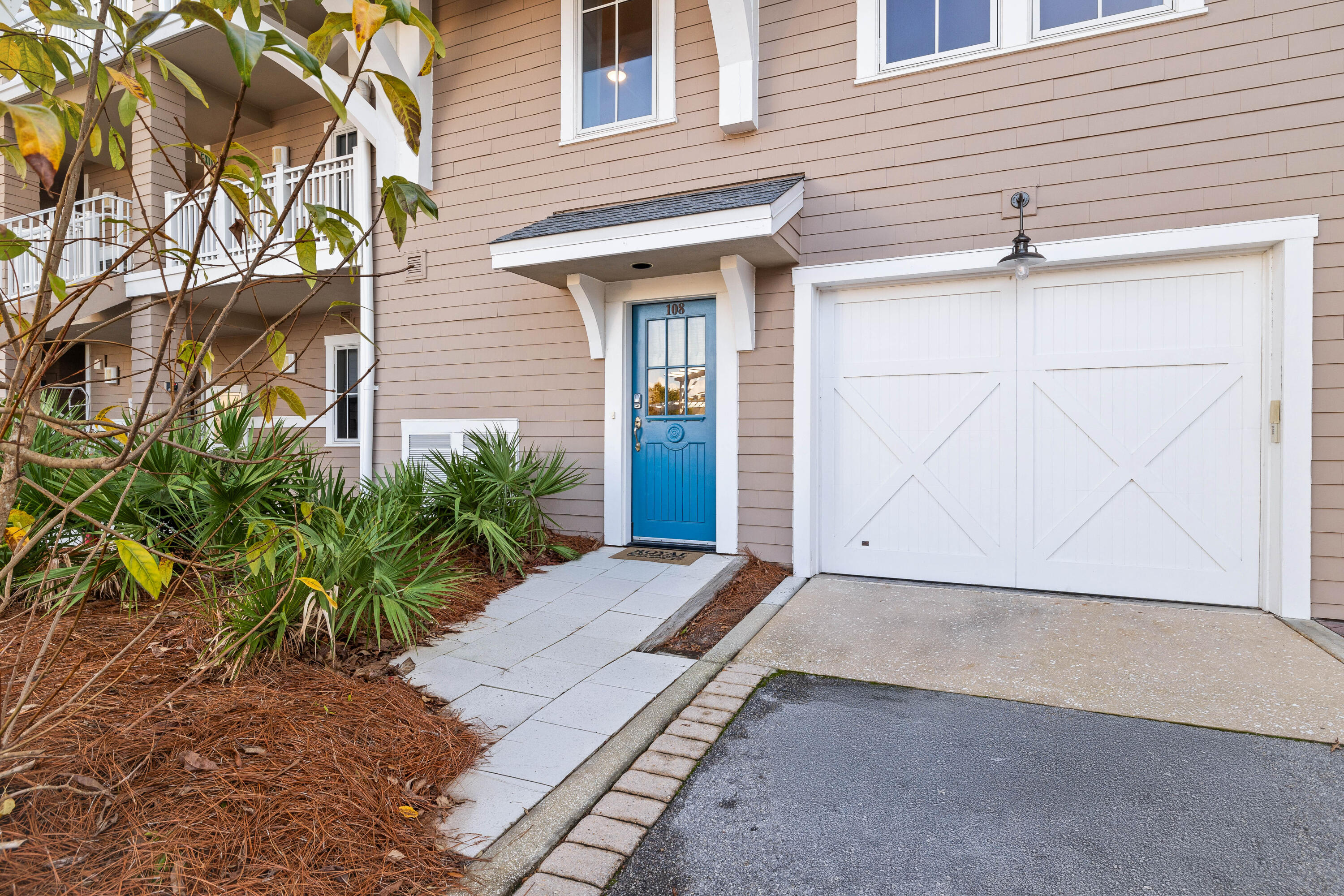 37 Compass Point Way, 108