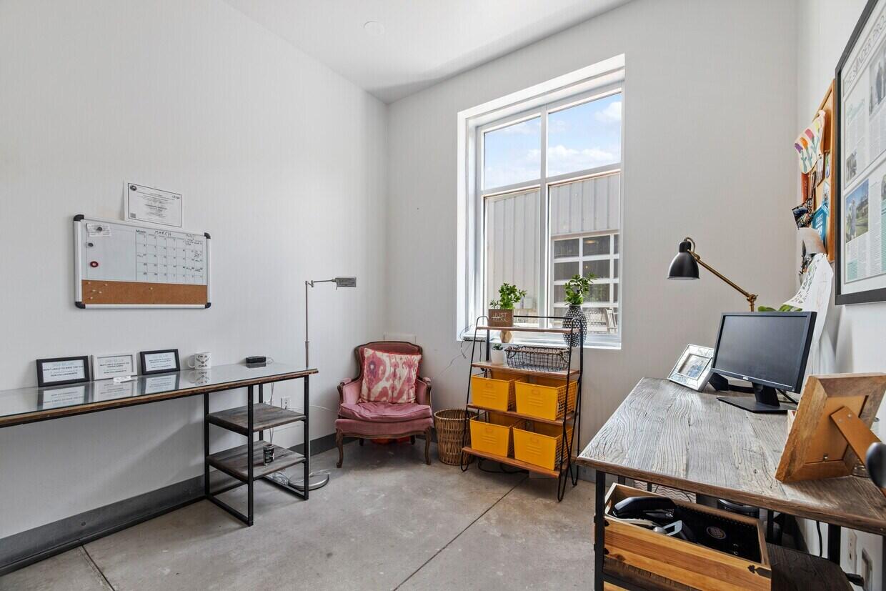 790 N County HWY 393