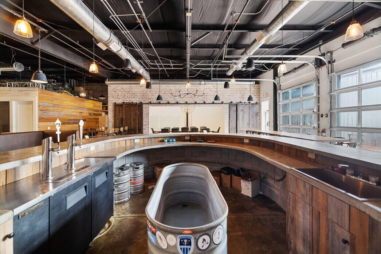 790 N County HWY 393