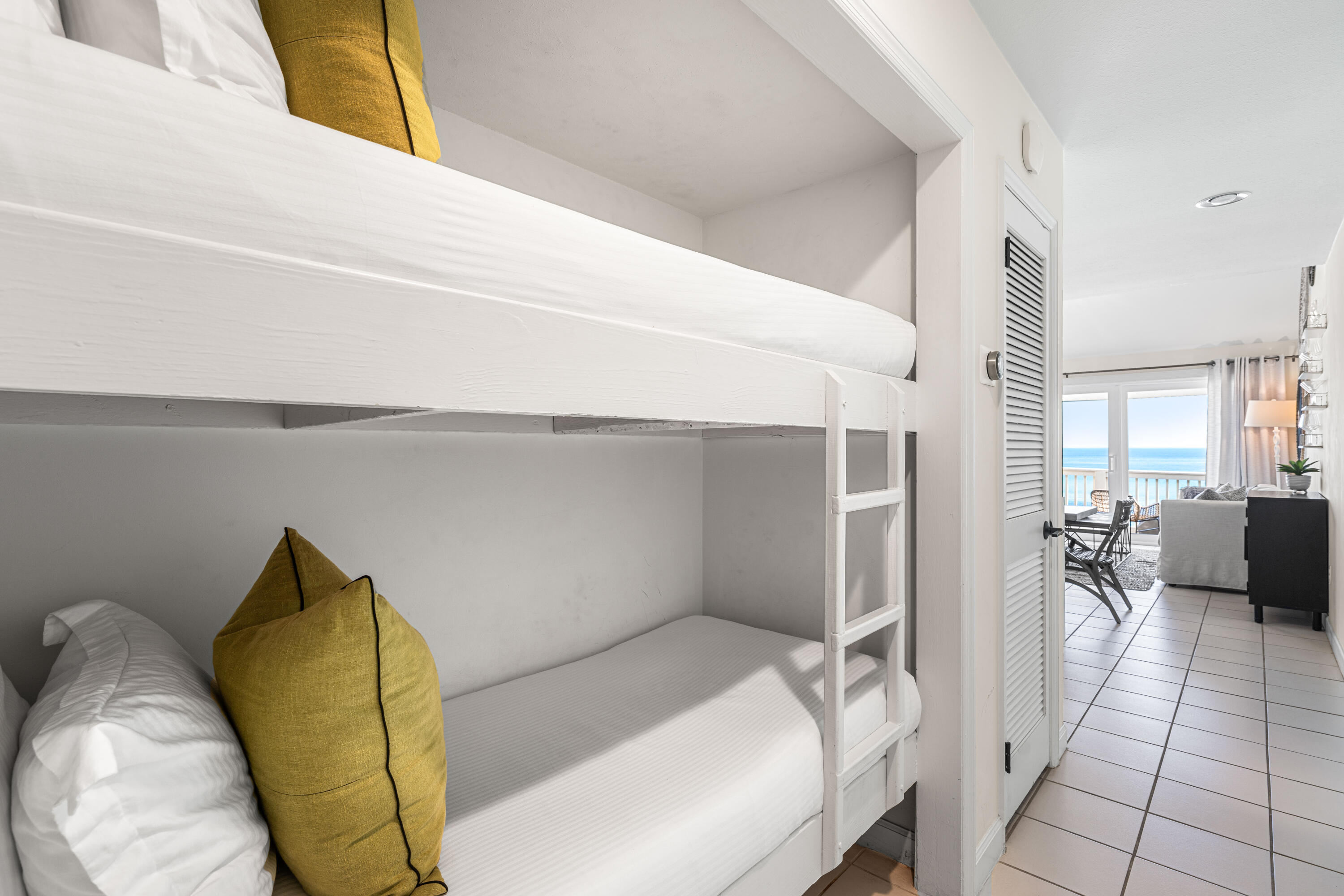 8294 E County Highway 30A, Unit 19