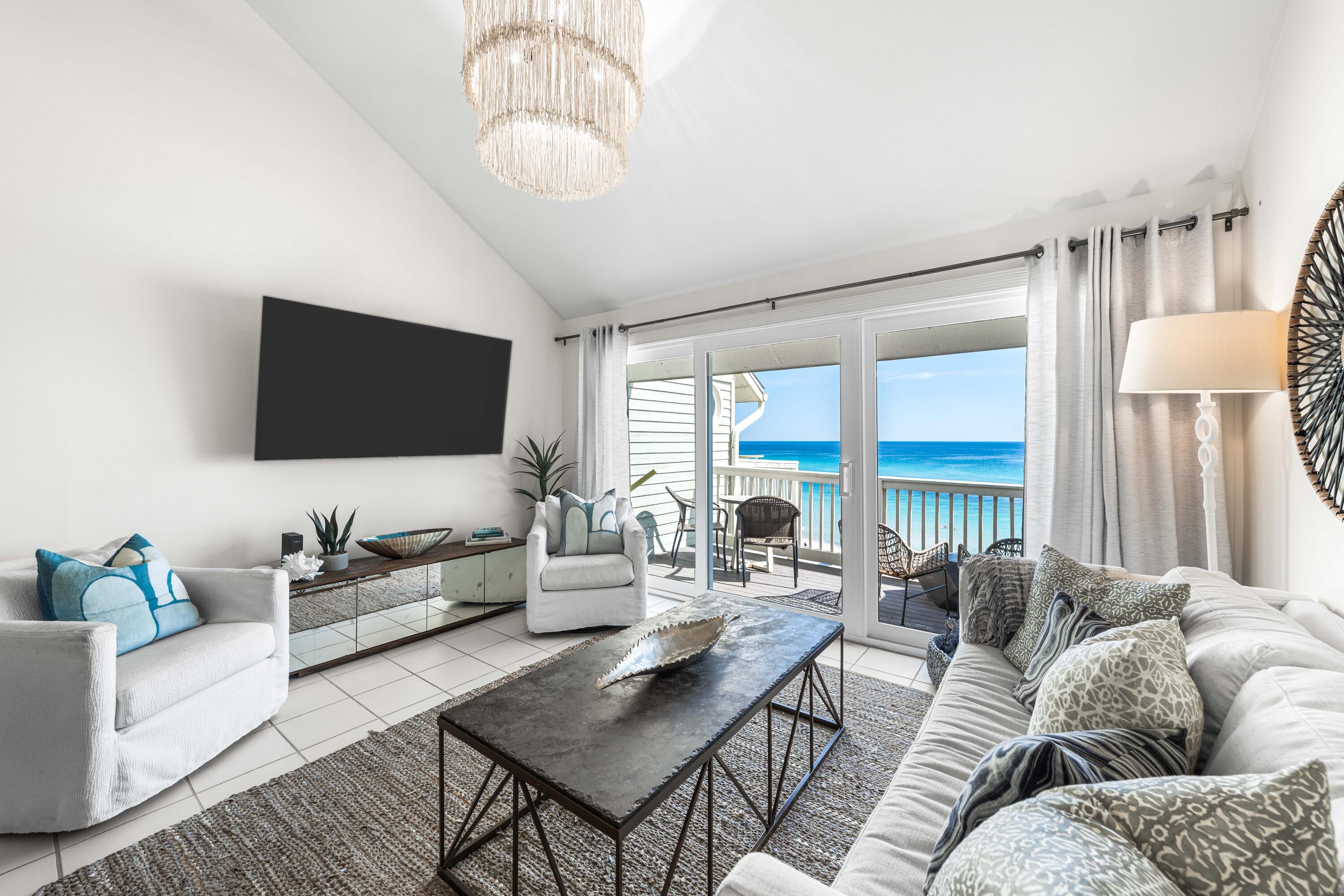 8294 E County Highway 30A, Unit 19