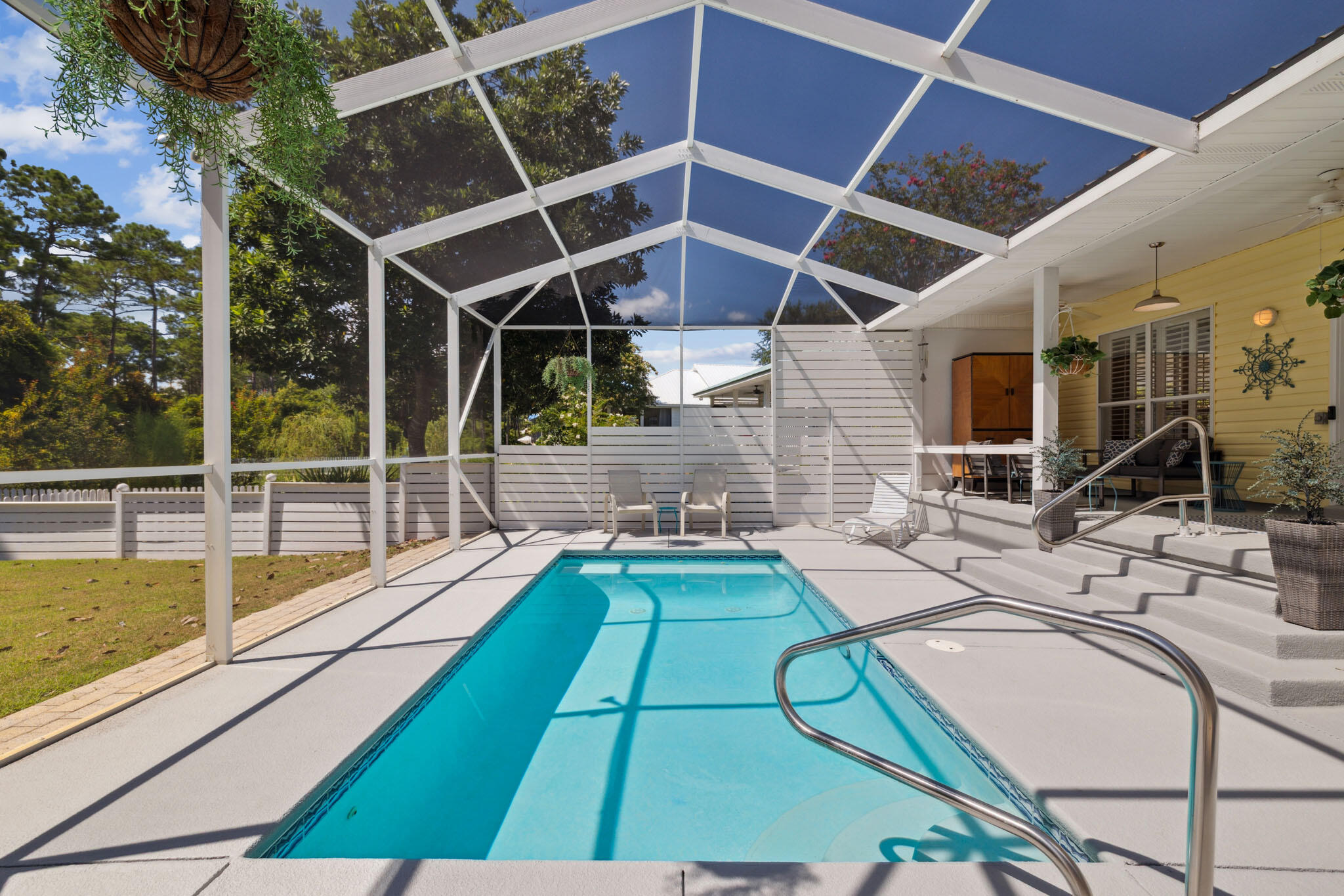 420 Tradewinds Drive