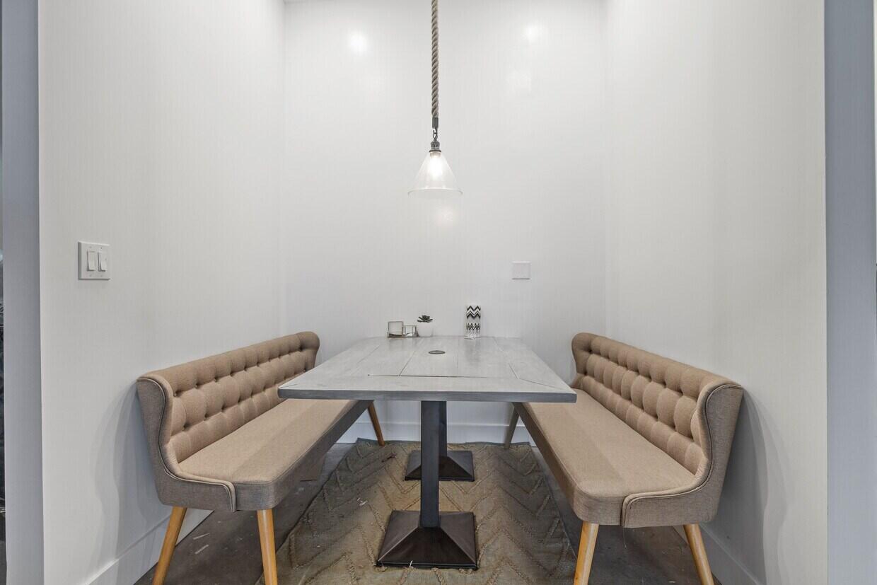 790 N County HWY 393, 5