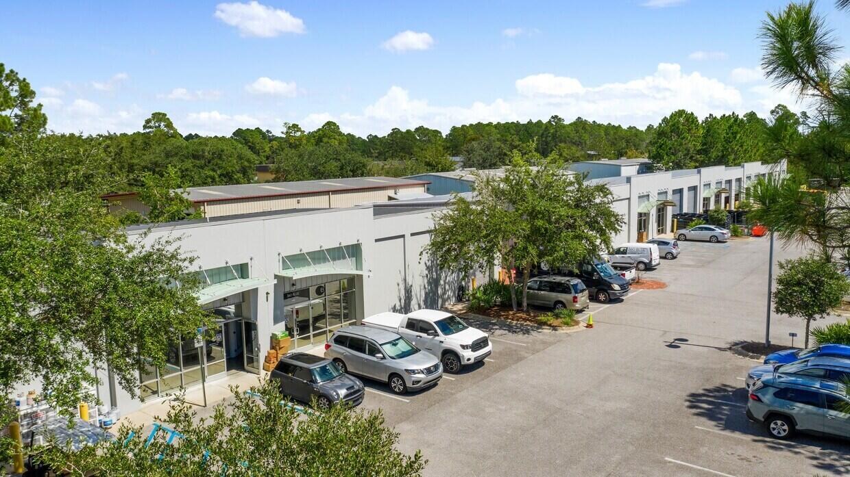 790 N County HWY 393, 1