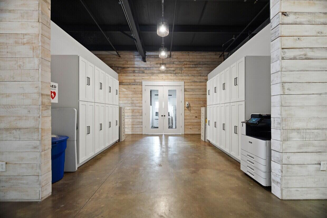 790 N County HWY 393, 1