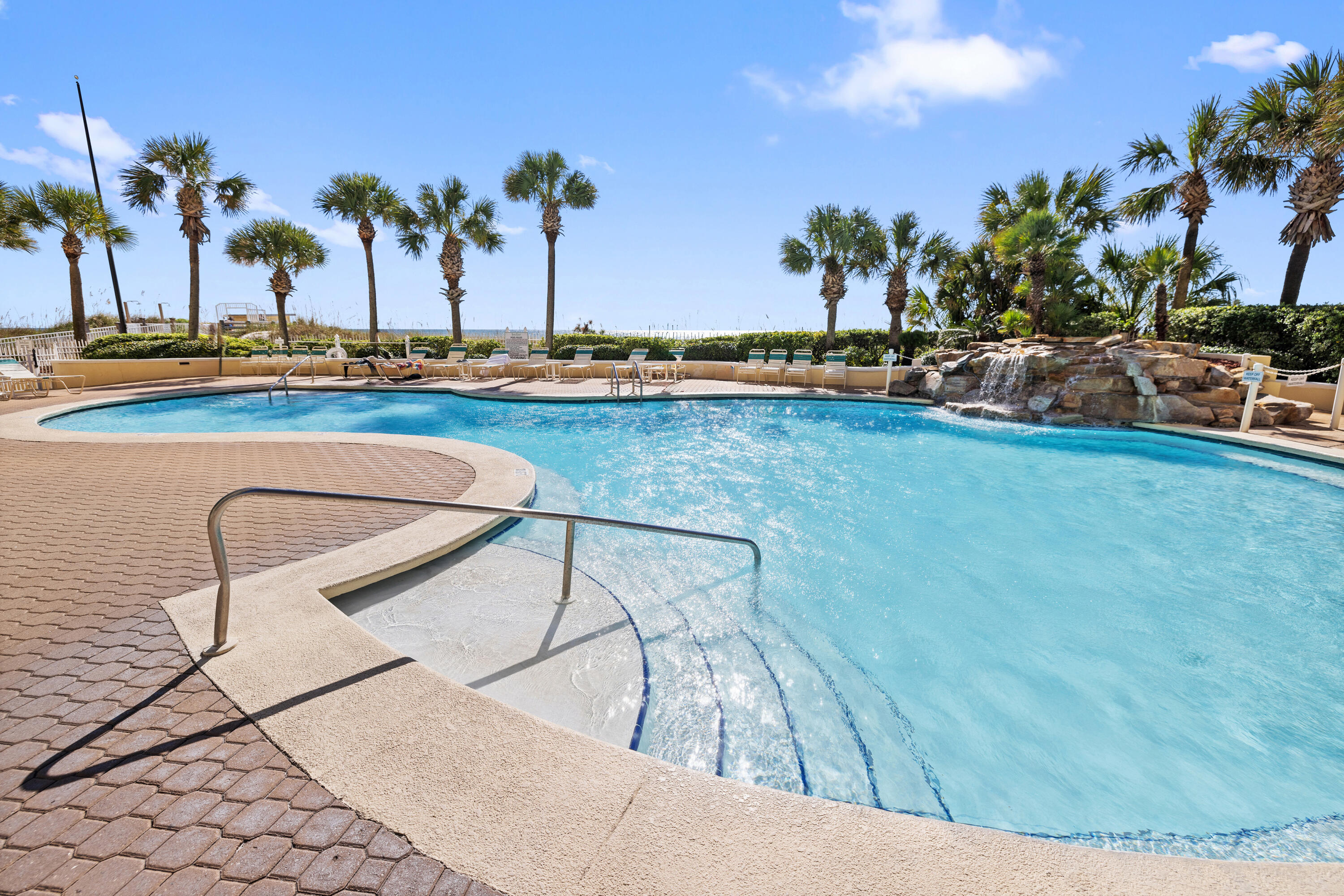 1018 US-98, UNIT 340