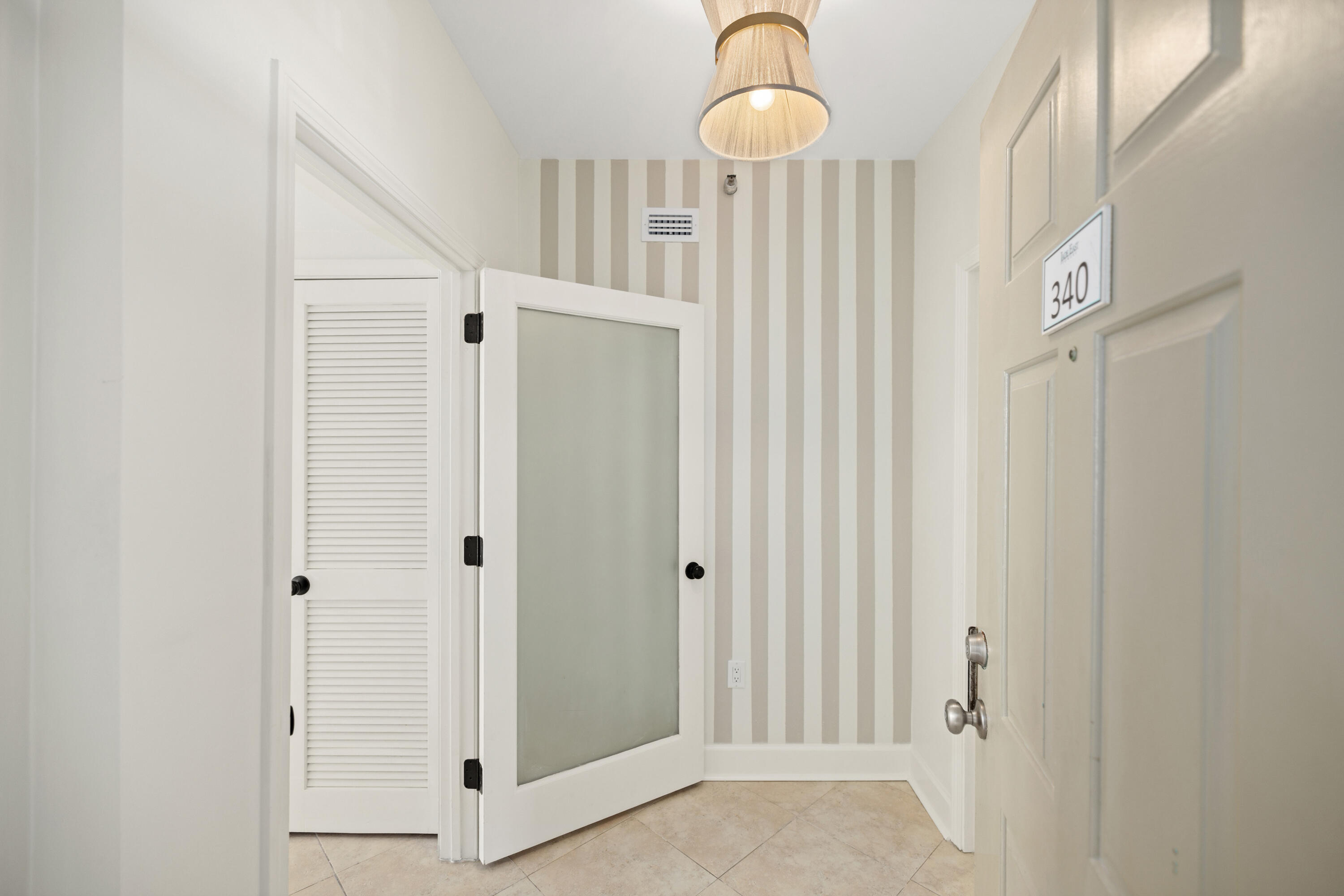 1018 US-98, UNIT 340