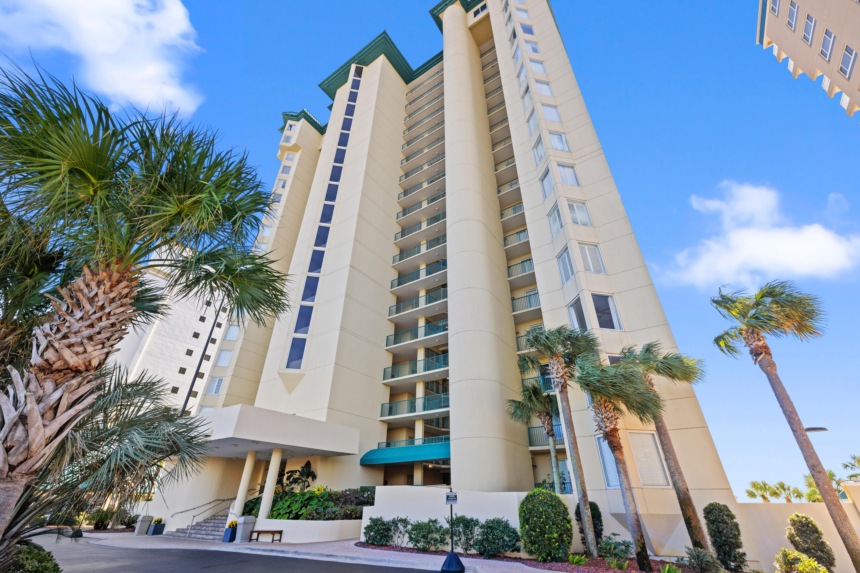 1018 US-98, UNIT 340