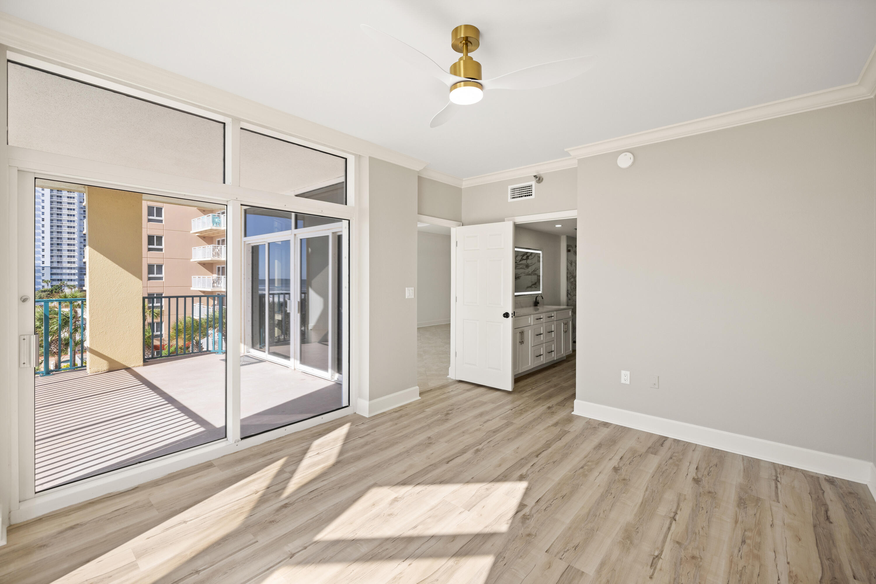 1018 US-98, UNIT 340