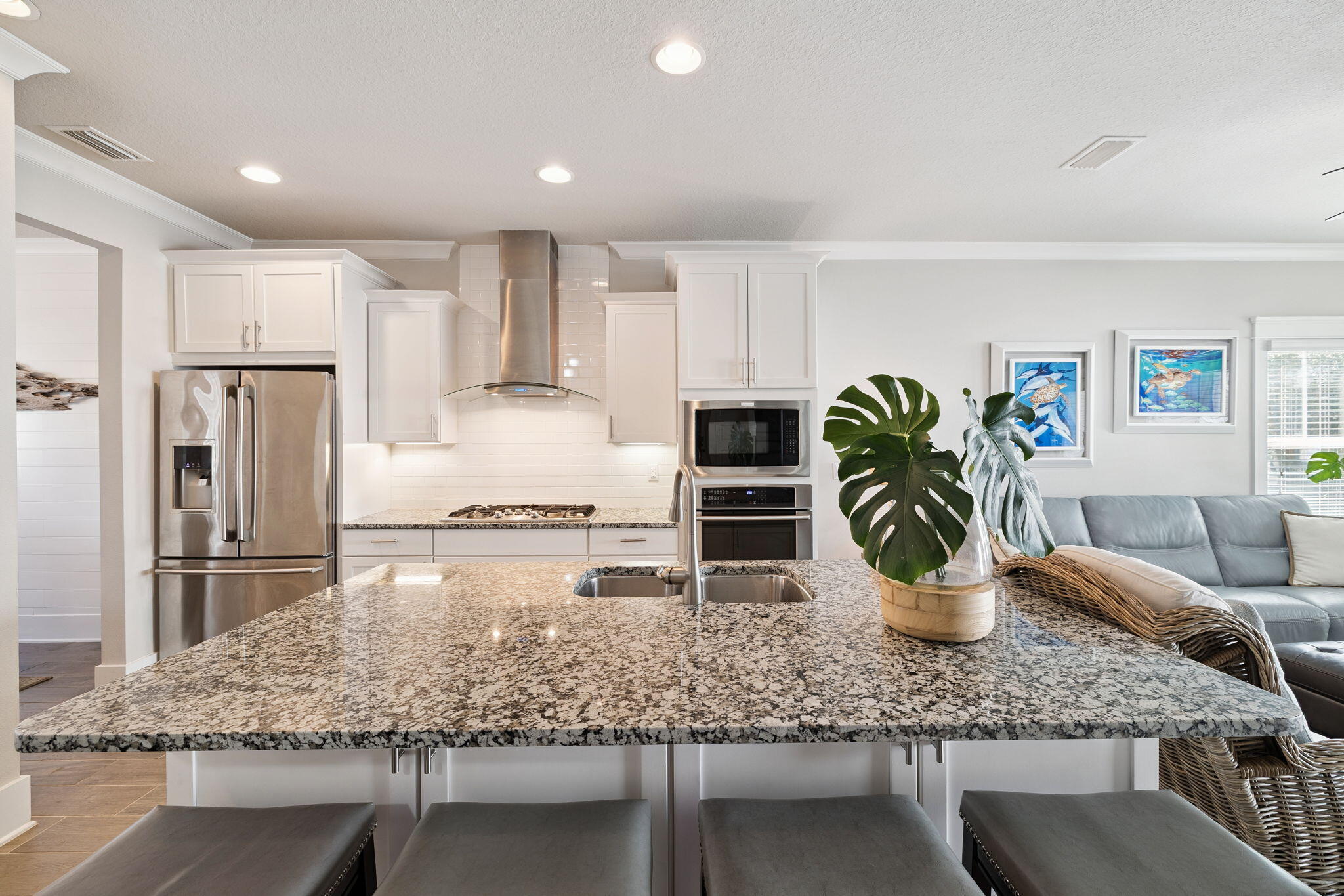 65 S Grande Pointe Drive