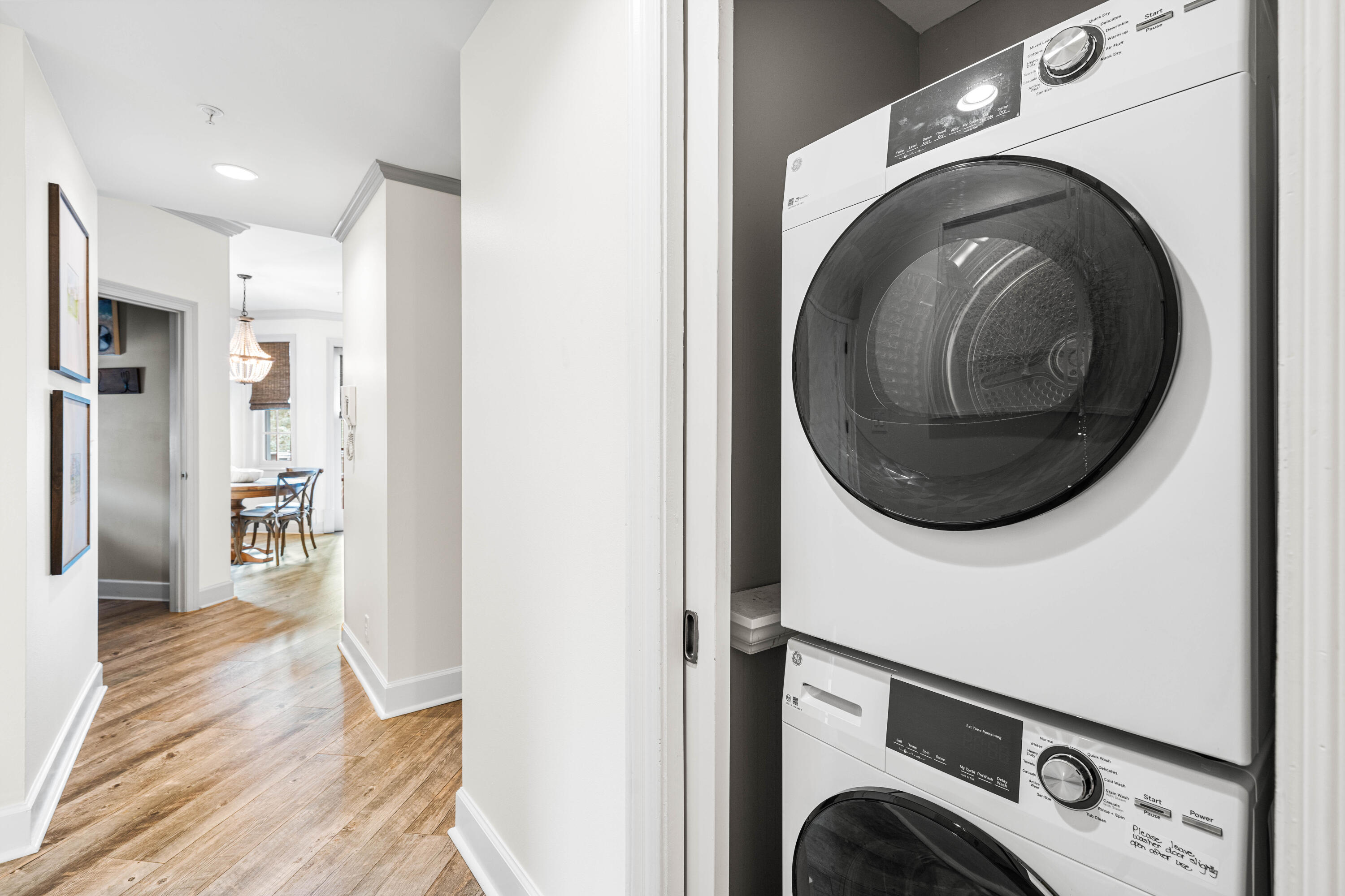 34 N Barrett Square # 2D