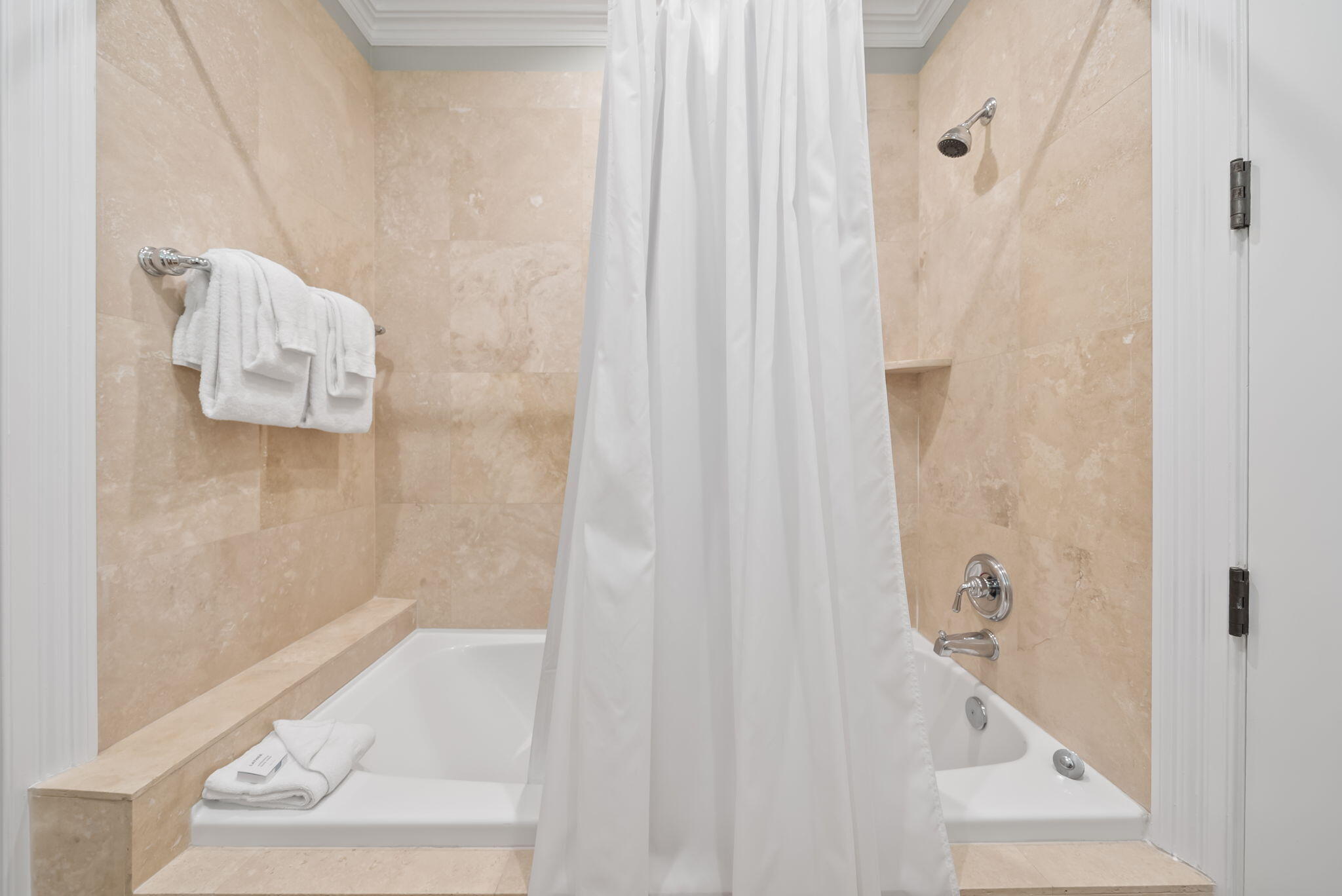 9201 Market Street Inn, 167