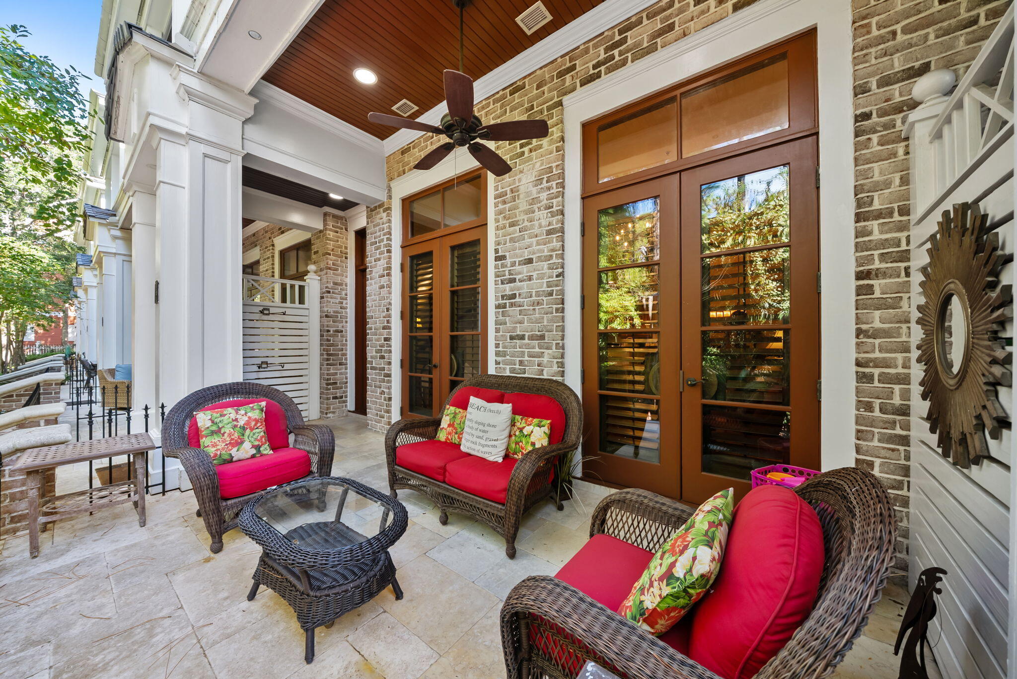 9201 Market Street Inn, 167