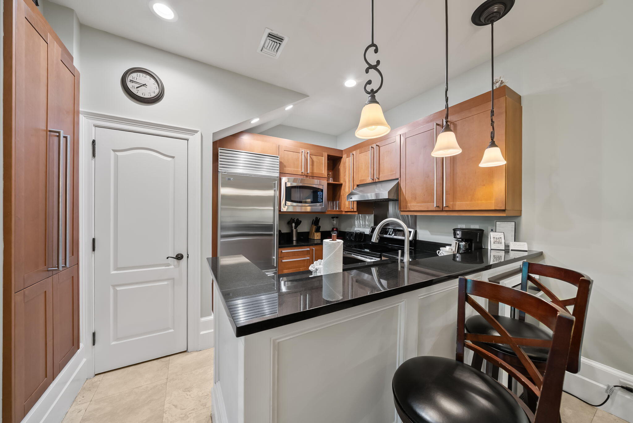 9201 Market Street Inn, 167