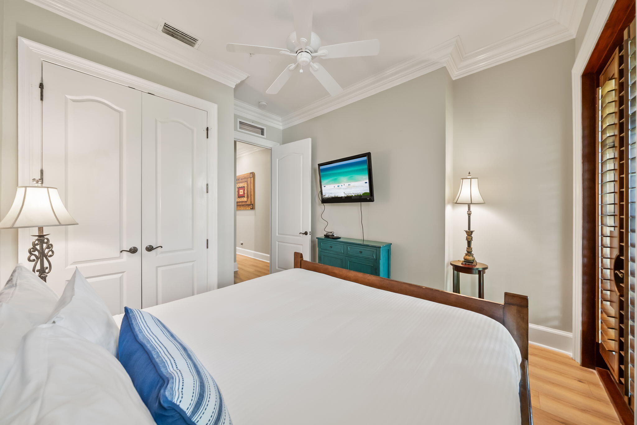 9201 Market Street Inn, 167