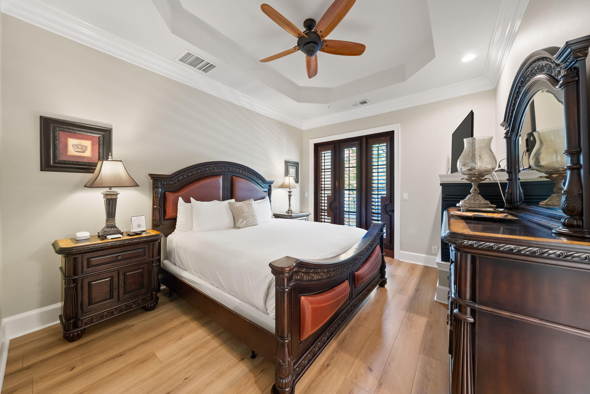 9201 Market Street Inn, 167