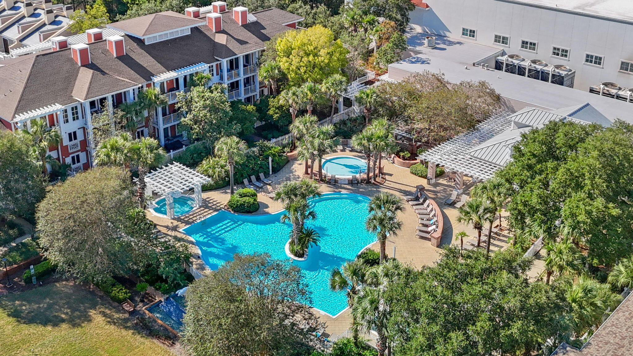 9201 Market Street Inn, 167