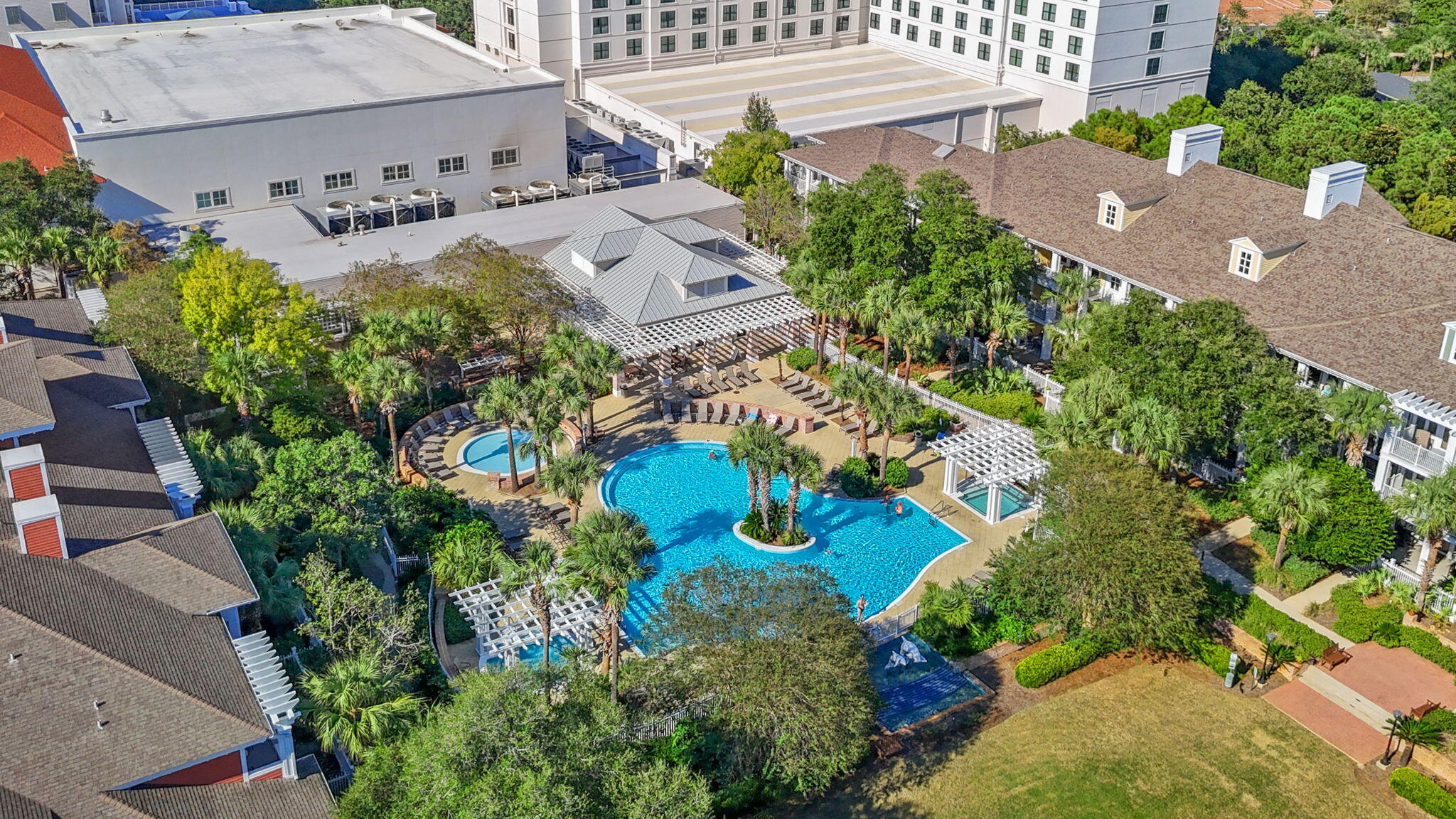 9201 Market Street Inn, 167