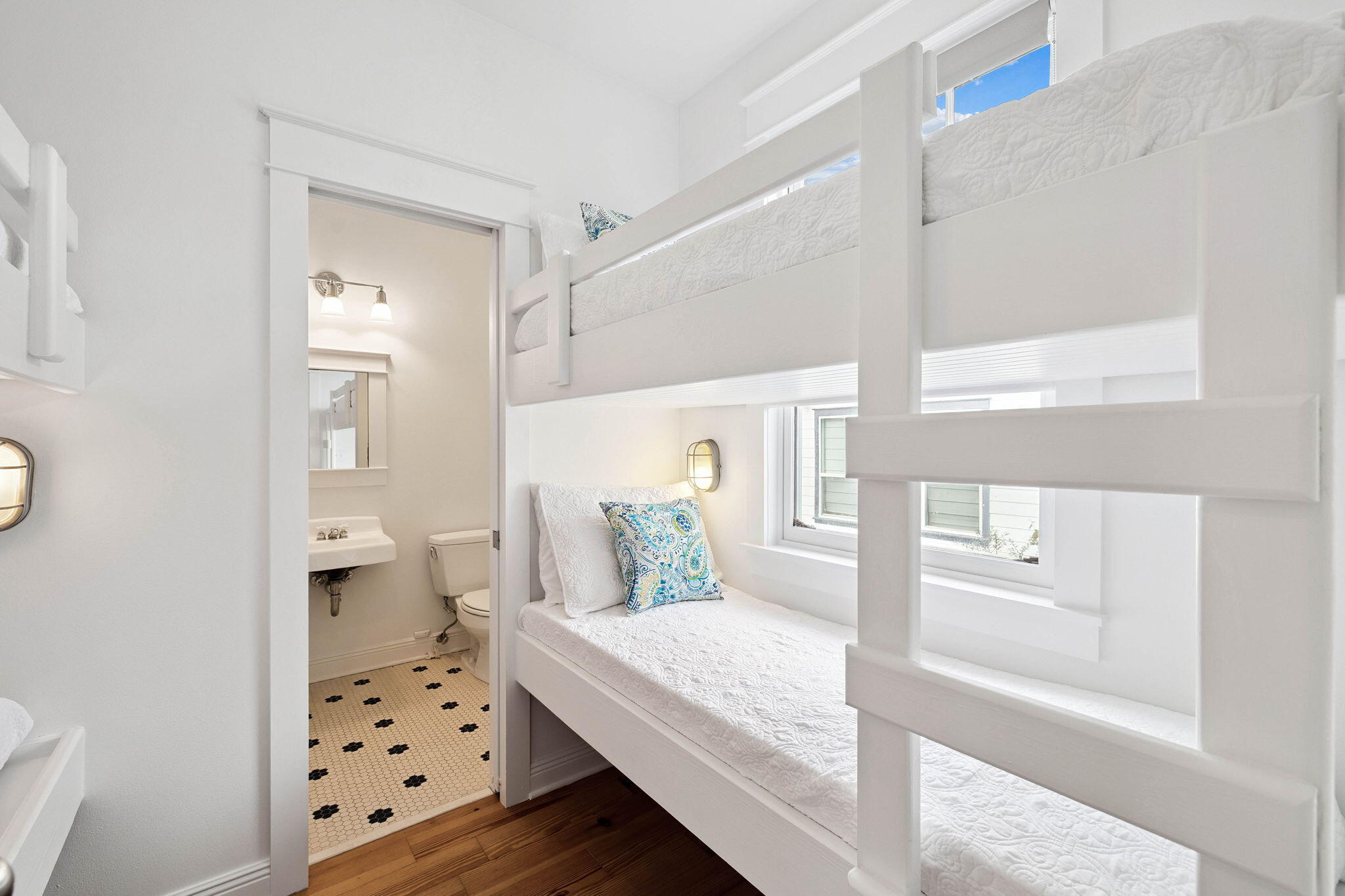 20 Chelsea Loop Road