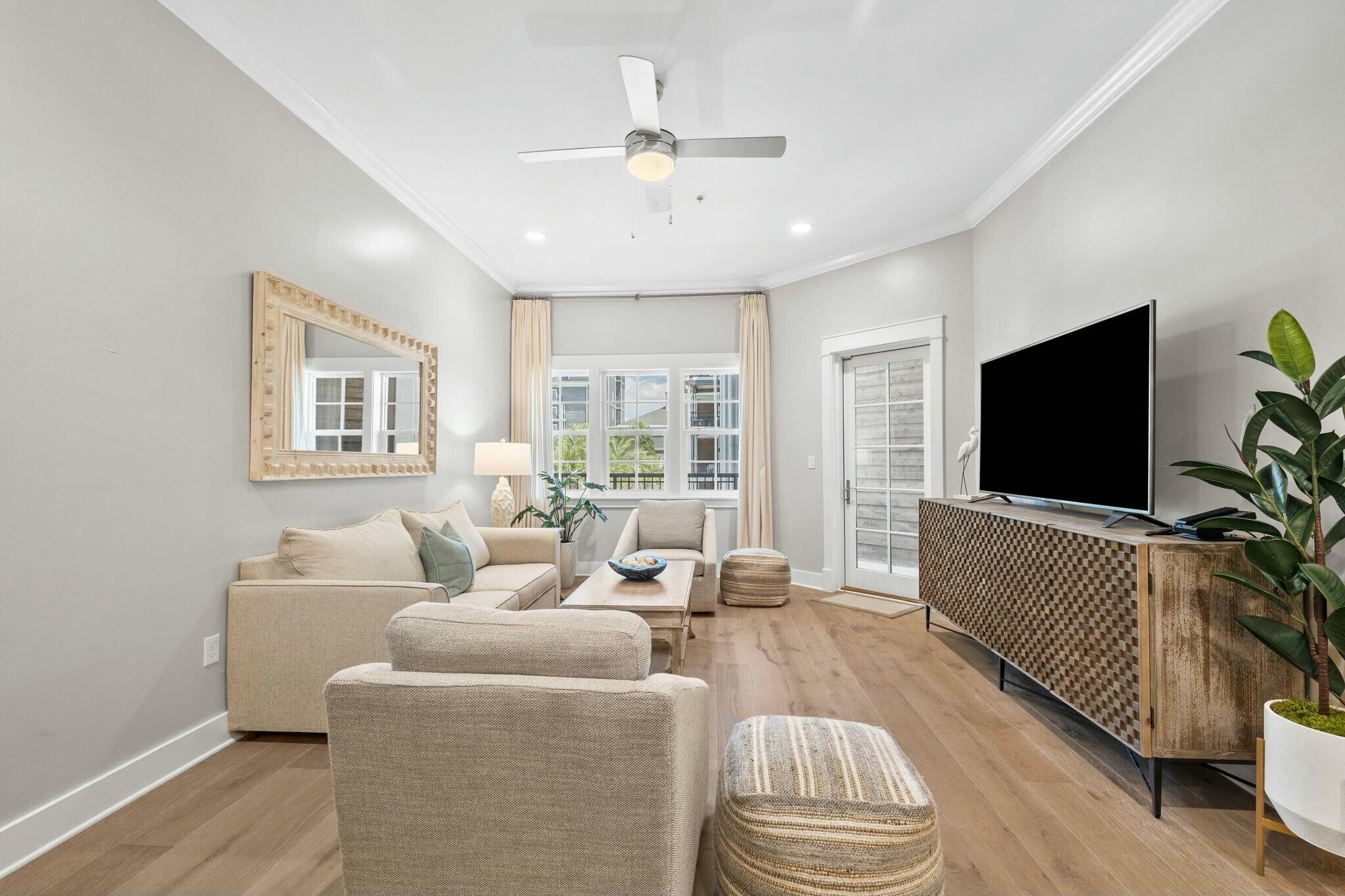 100 Matthew Boulevard, 213