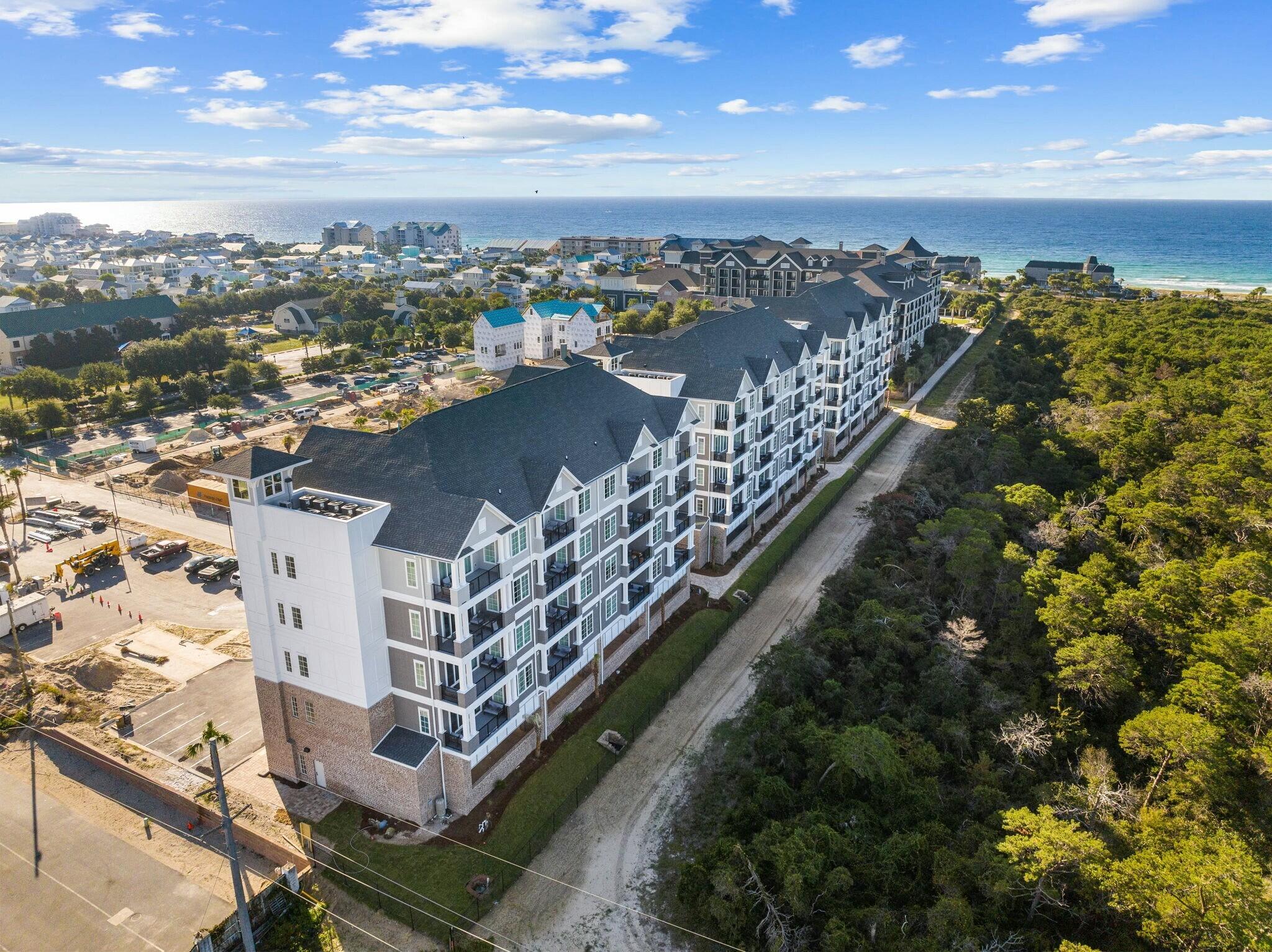 202 Henderson Resort Way, 1204