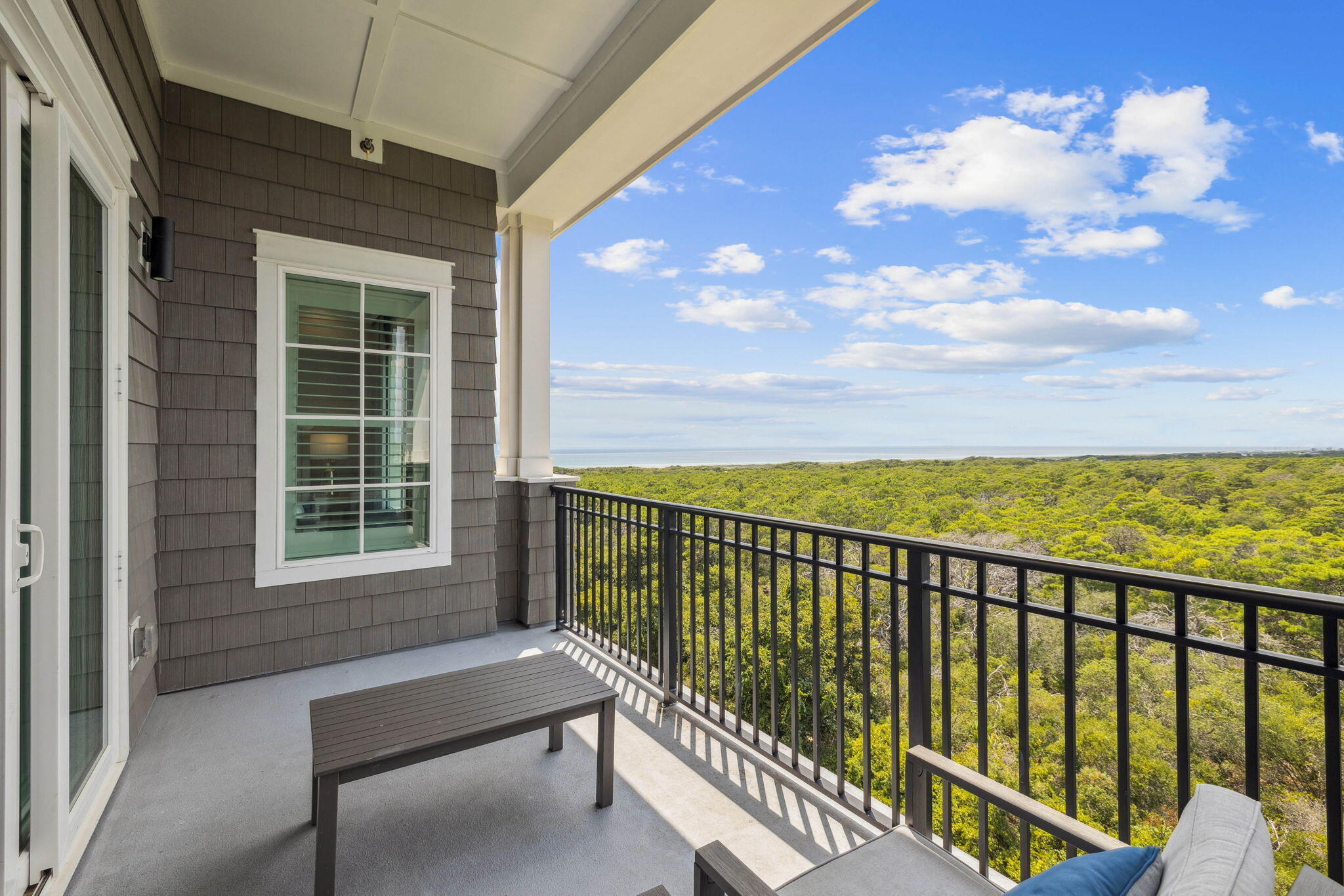 202 Henderson Resort Way, 1303