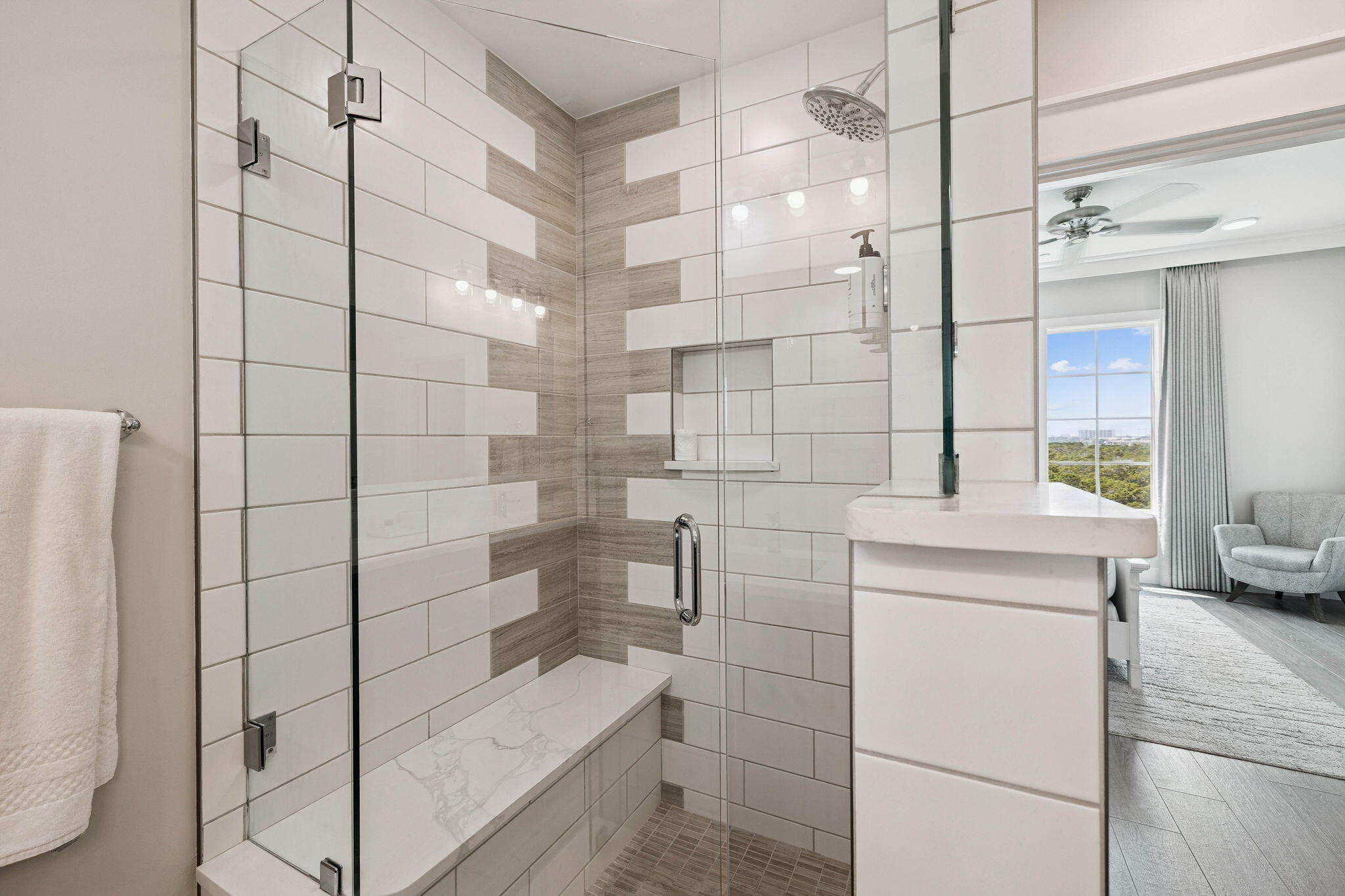 202 Henderson Resort Way, 1303