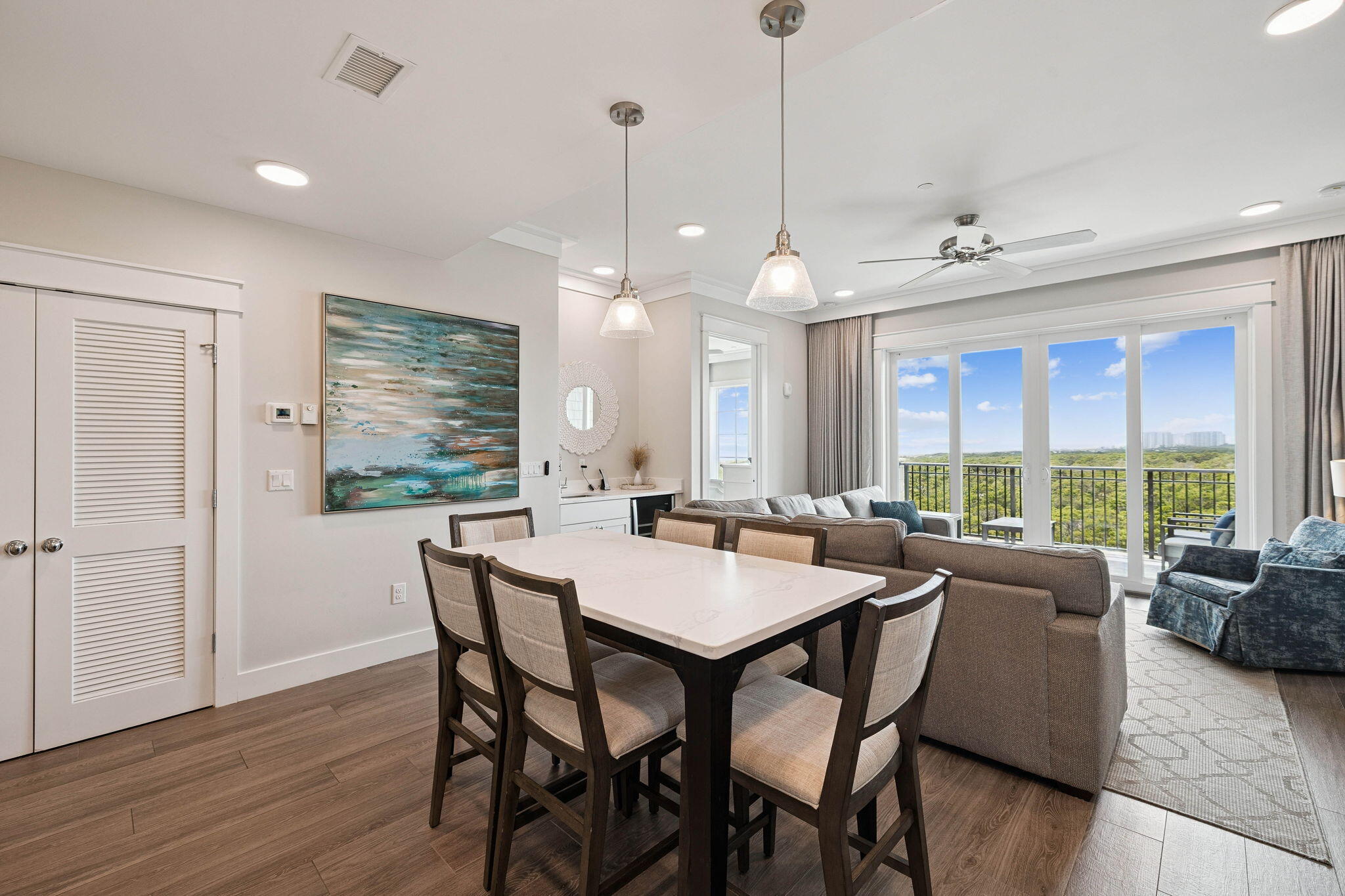 202 Henderson Resort Way, 1303