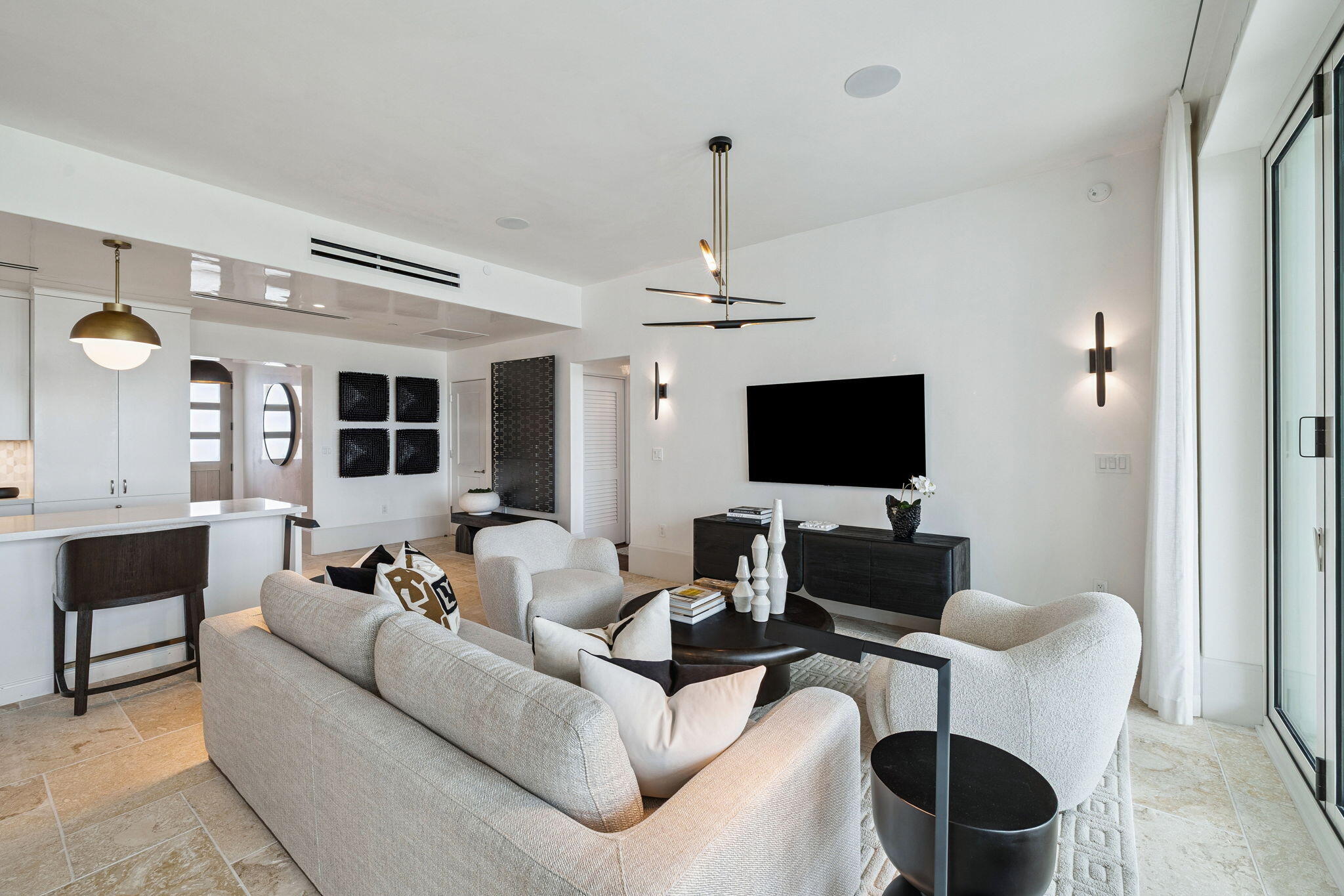 27 Admiralty Row, 203