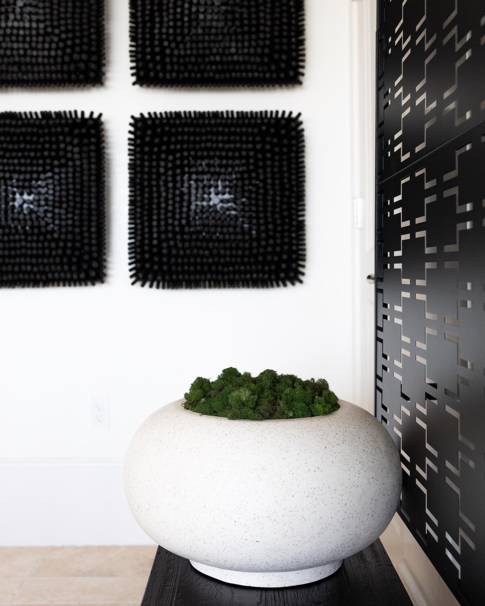 27 Admiralty Row, 203