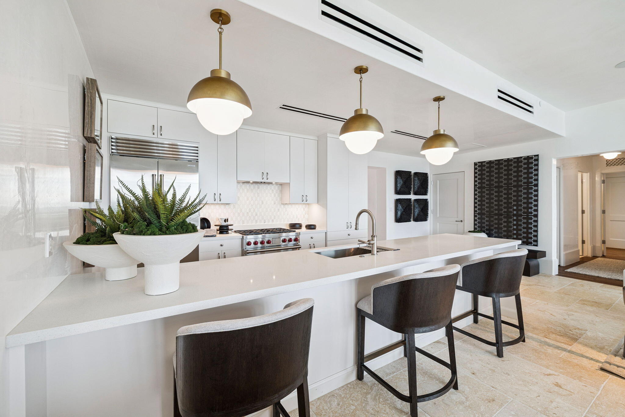 27 Admiralty Row, 203