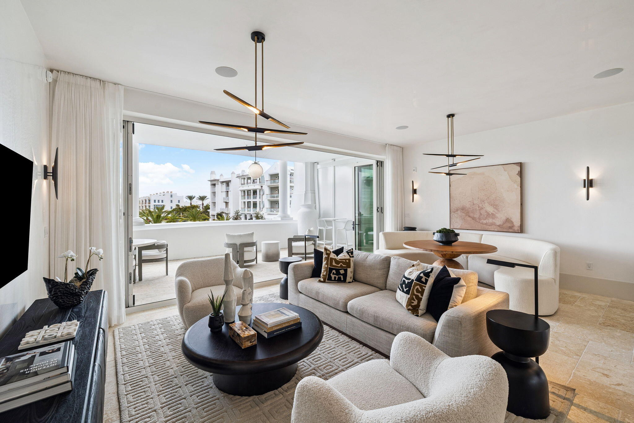 27 Admiralty Row, 203