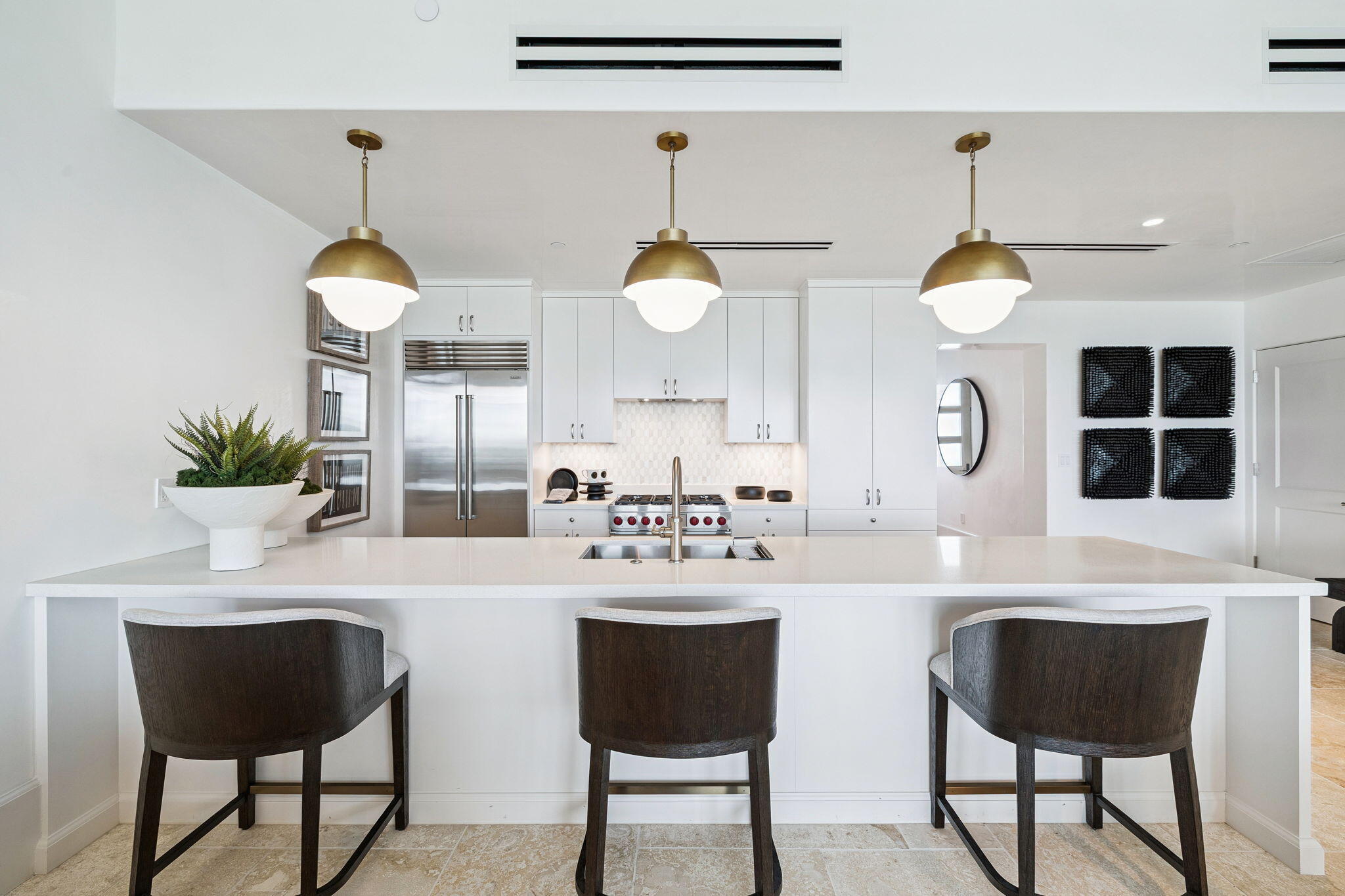 27 Admiralty Row, 203