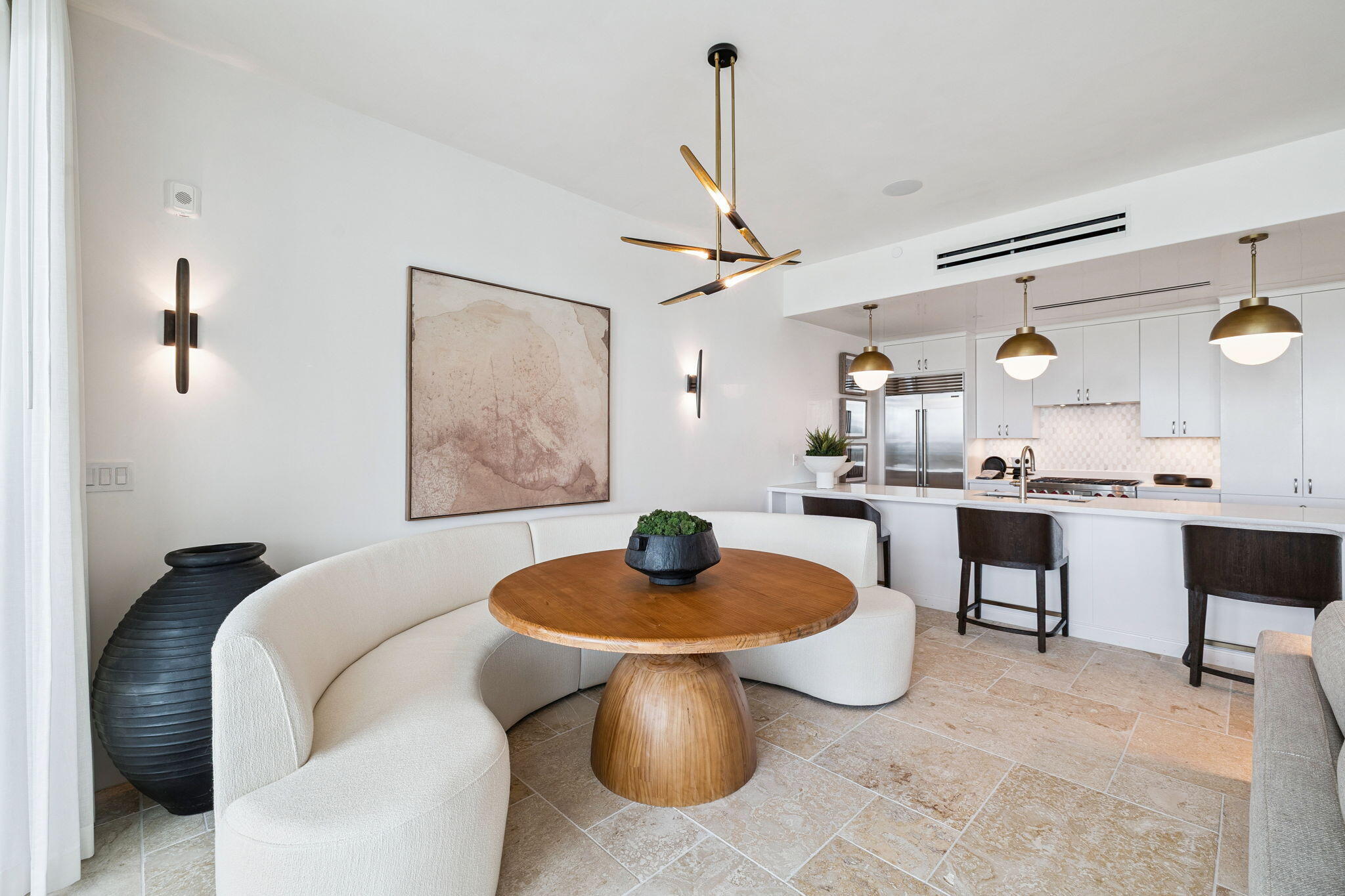 27 Admiralty Row, 203