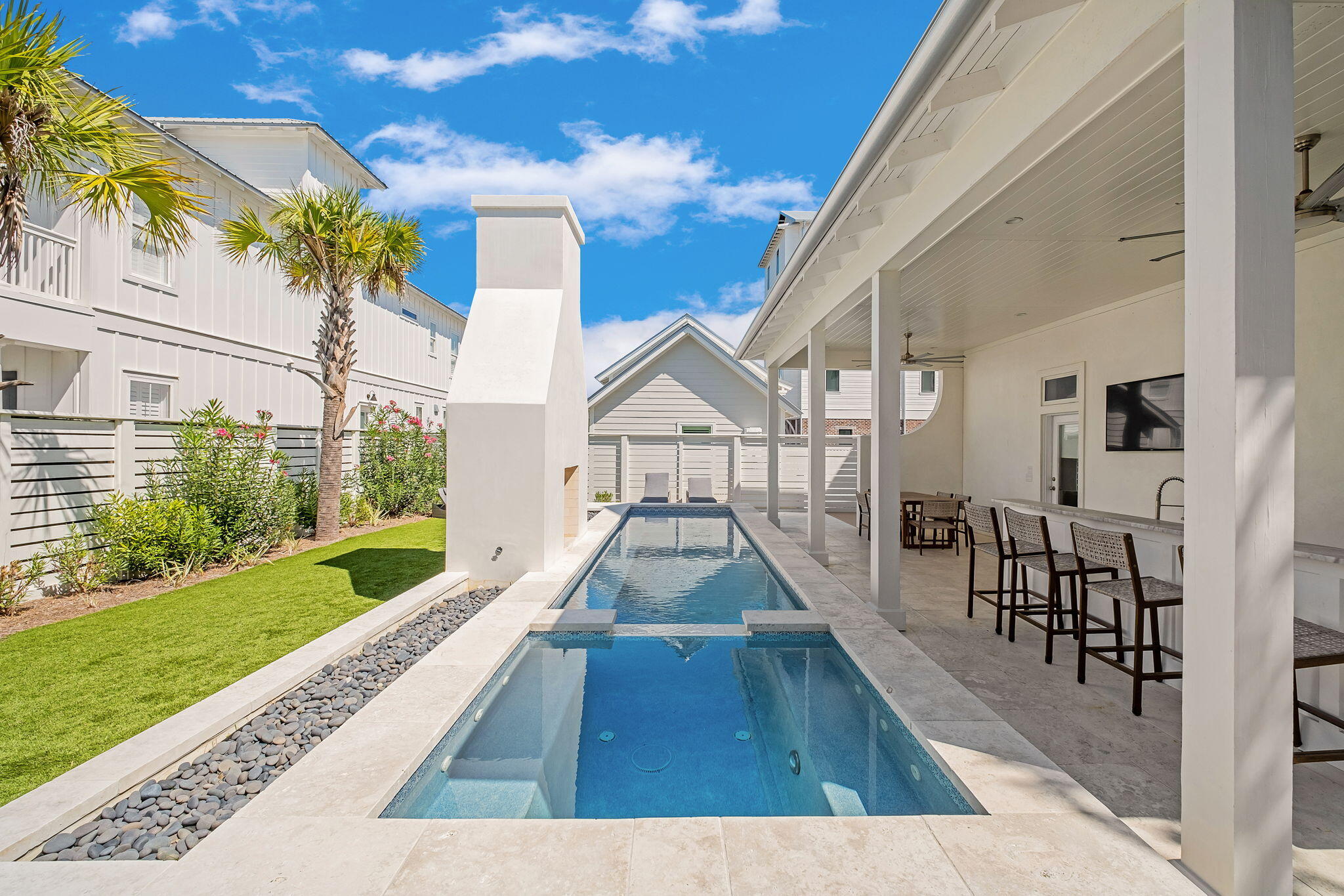 3319 E County Highway 30A