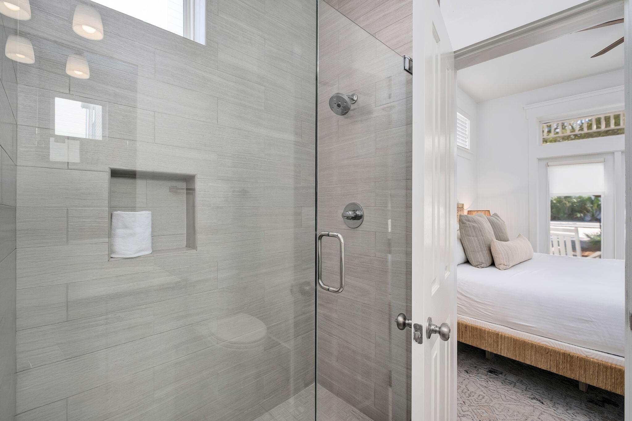 3319 E County Highway 30A