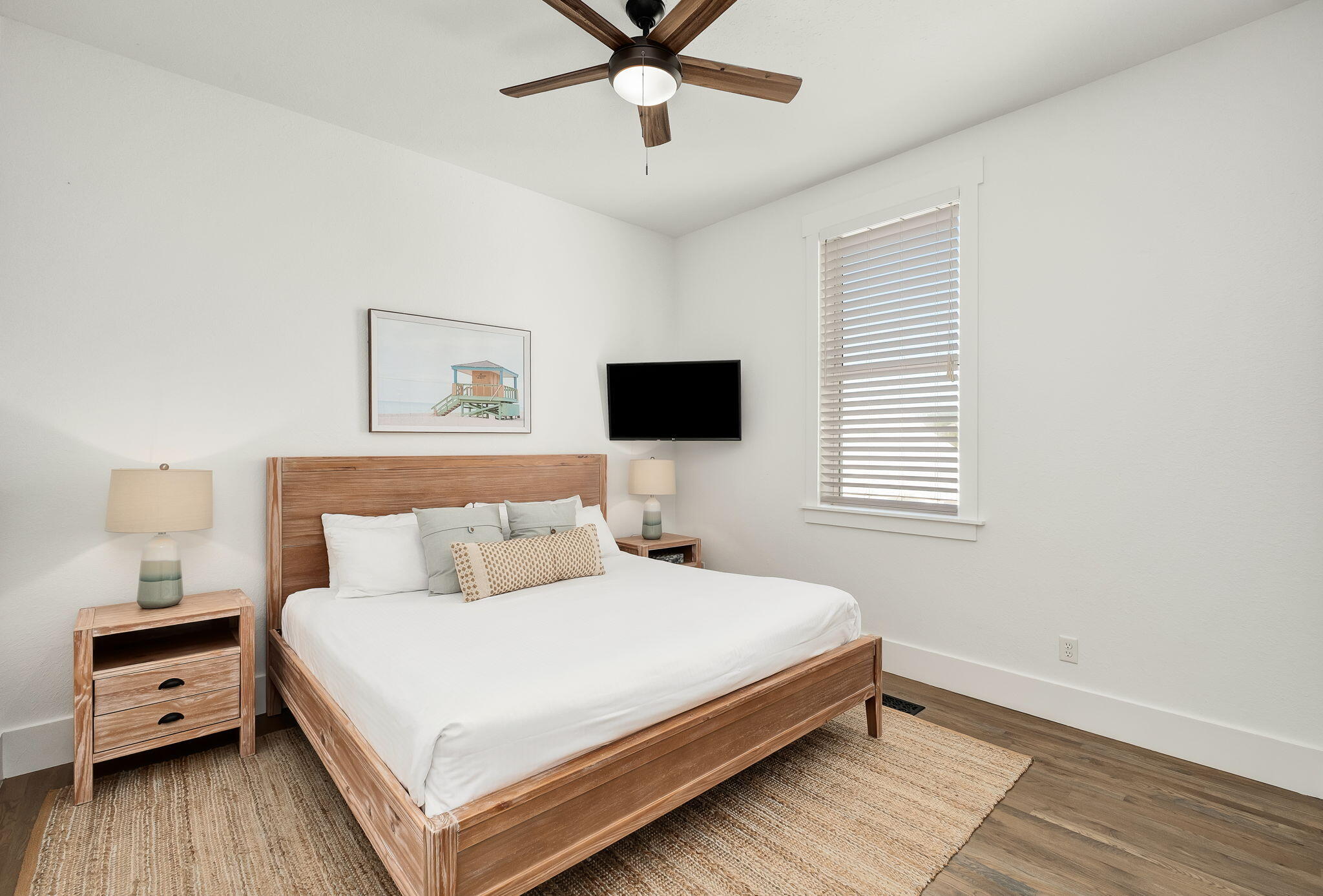 3319 E County Highway 30A