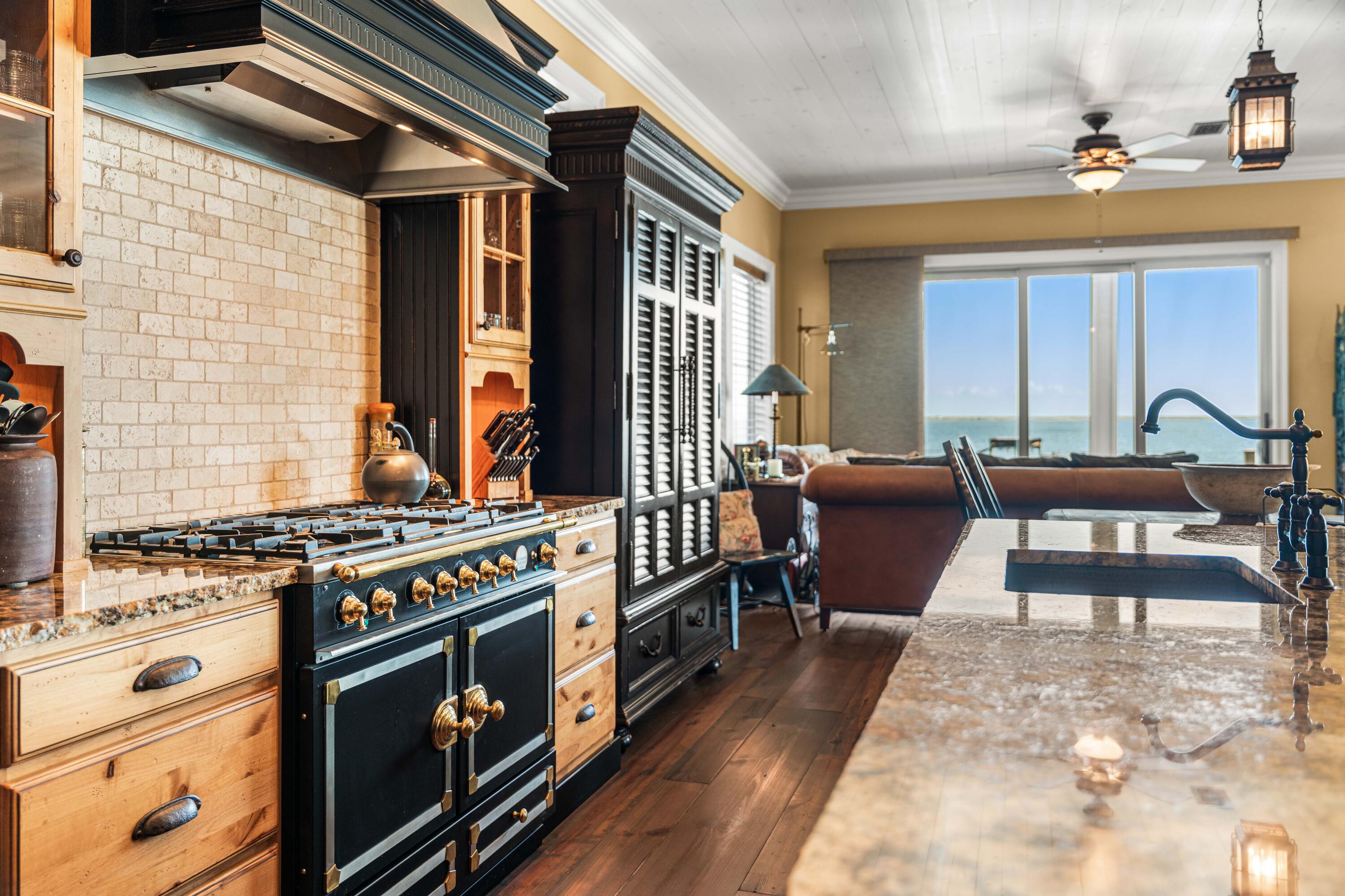 8944 Windgate Circle