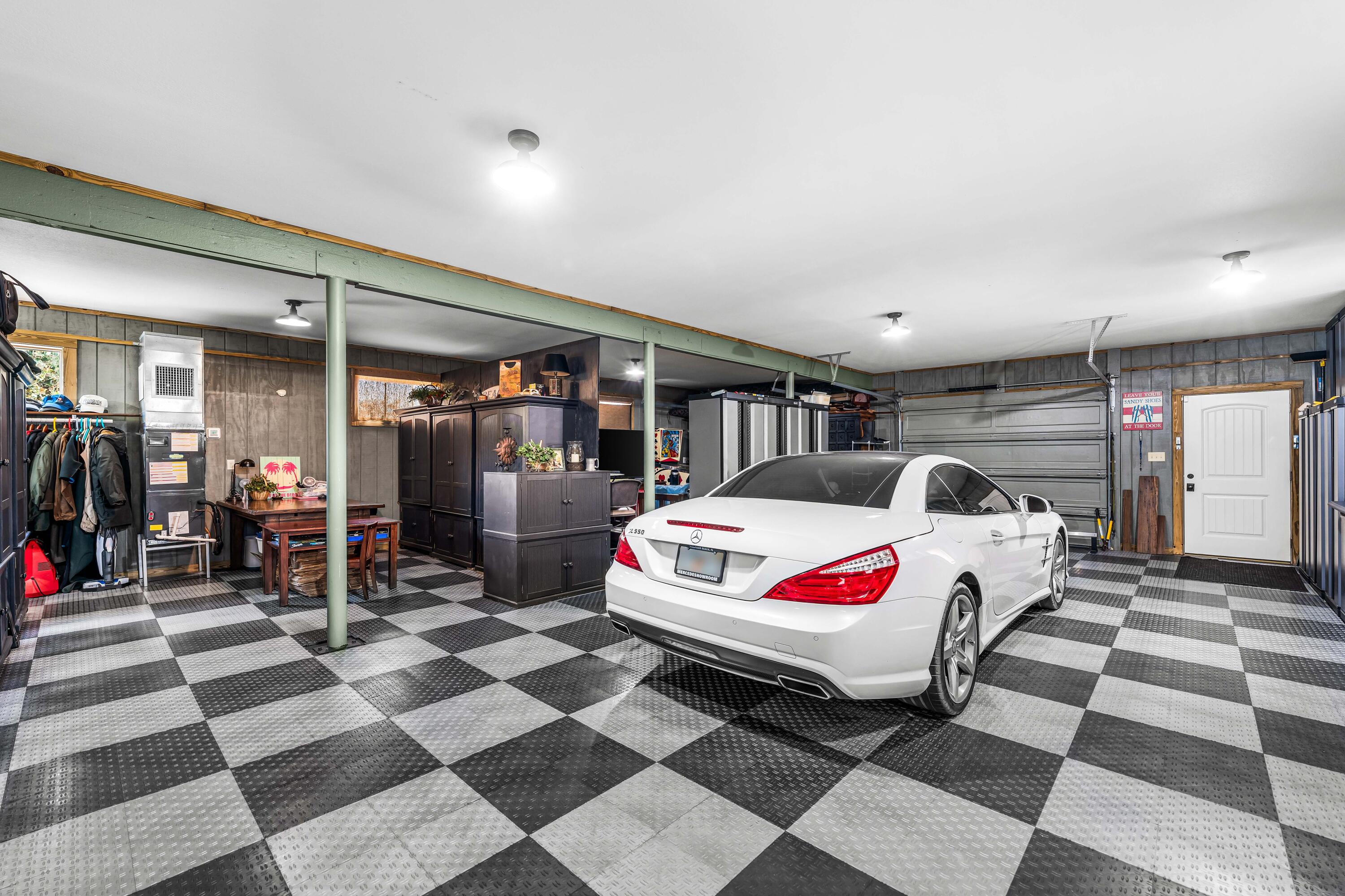 8944 Windgate Circle