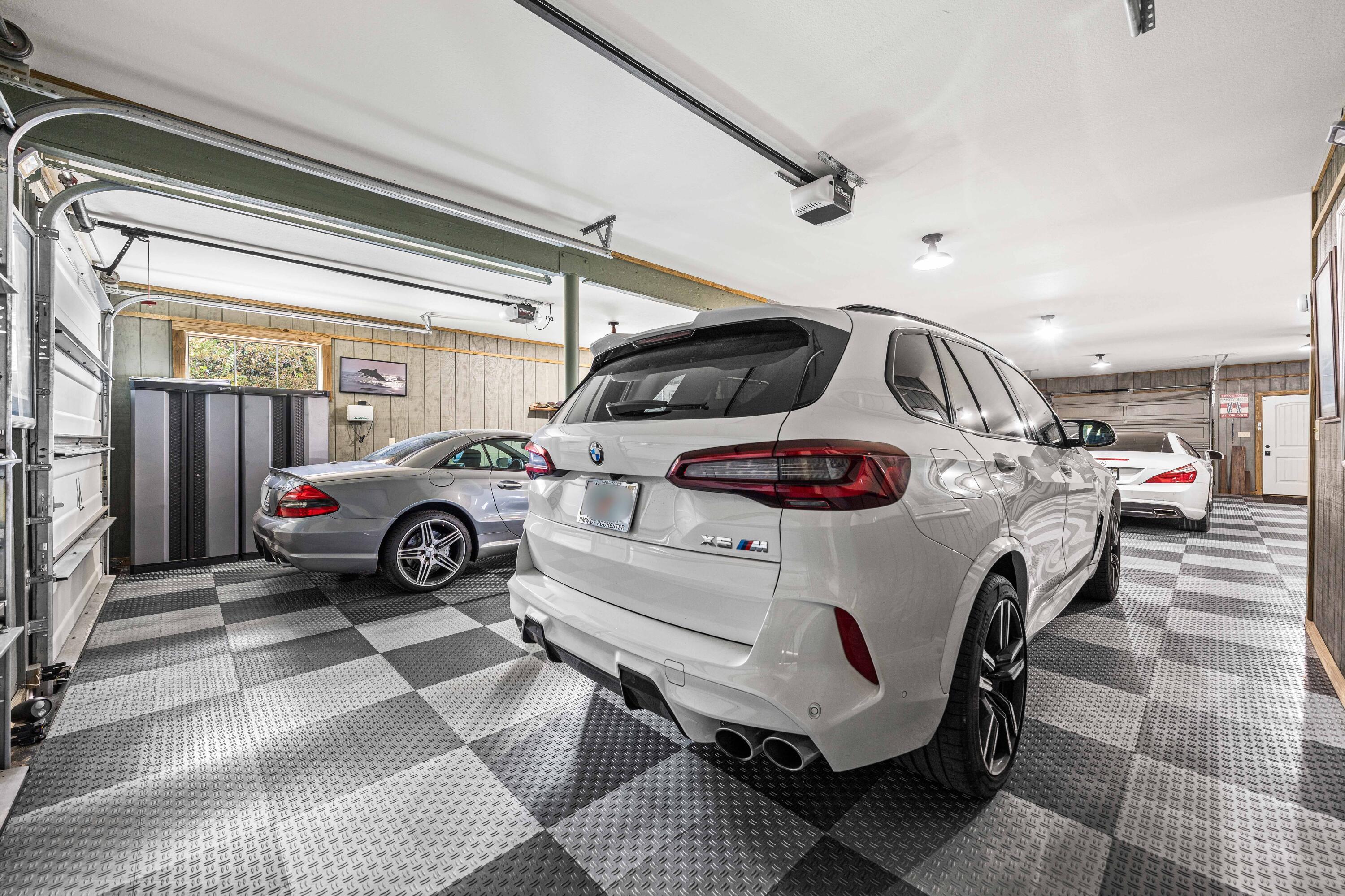 8944 Windgate Circle