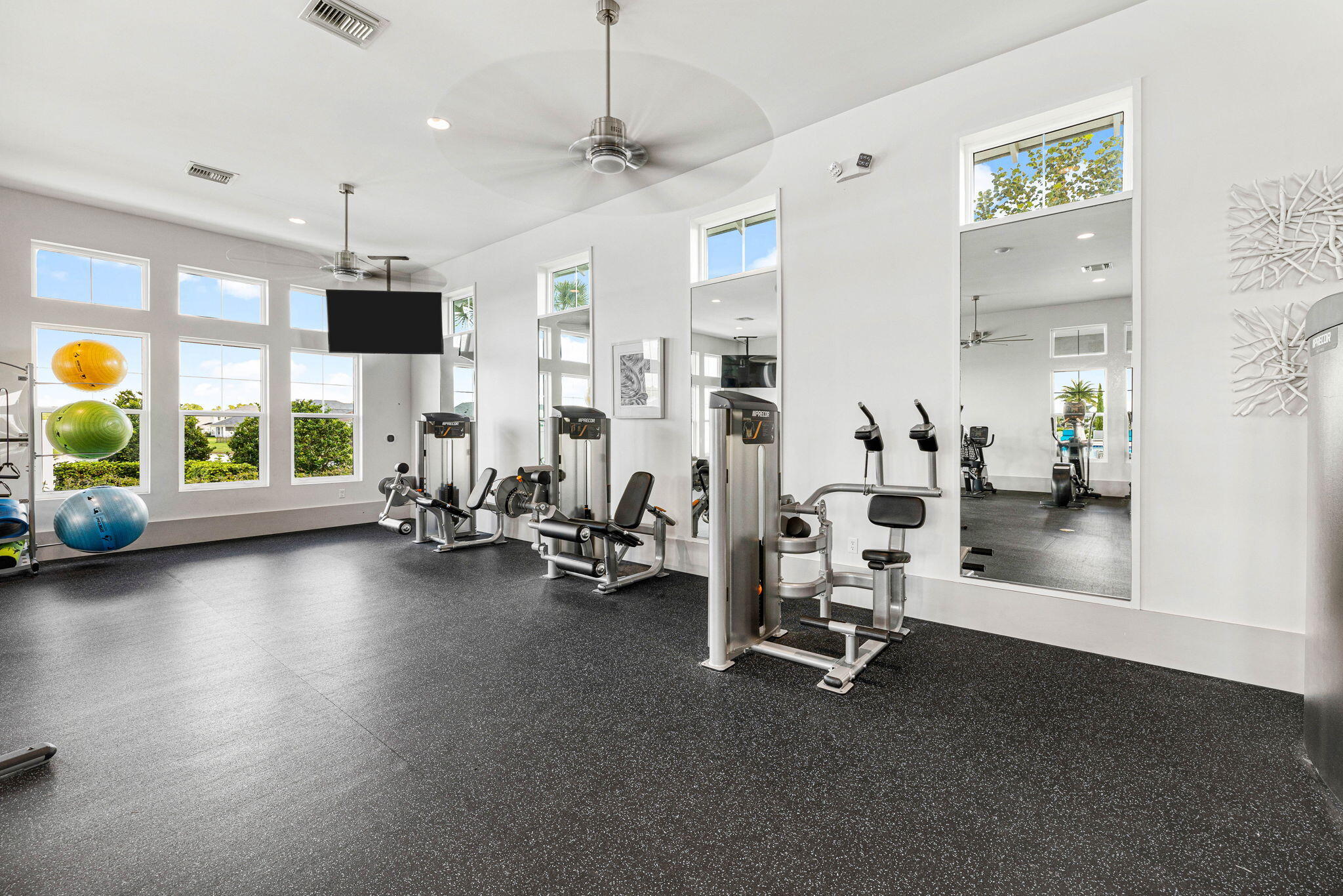 394 W Lafayette Road